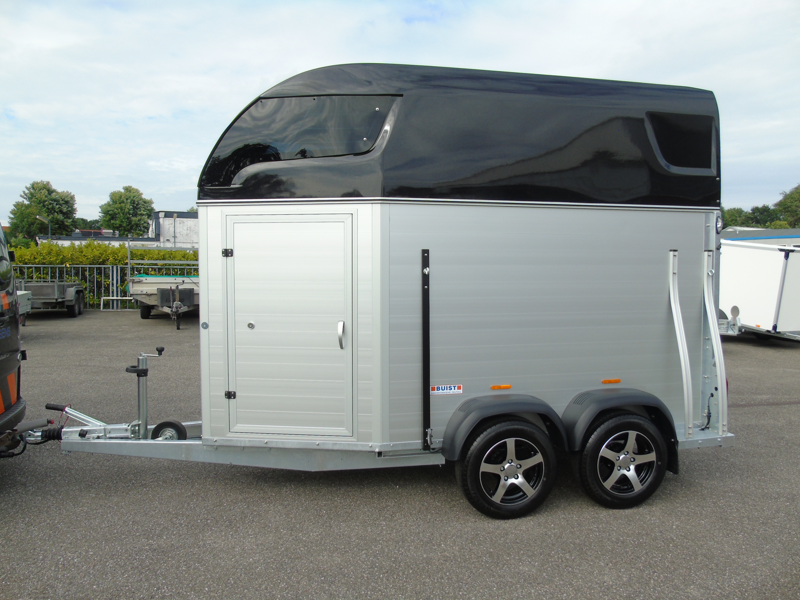 Voorraad Sirius S45 Alu met zadelkamer Black Metallic