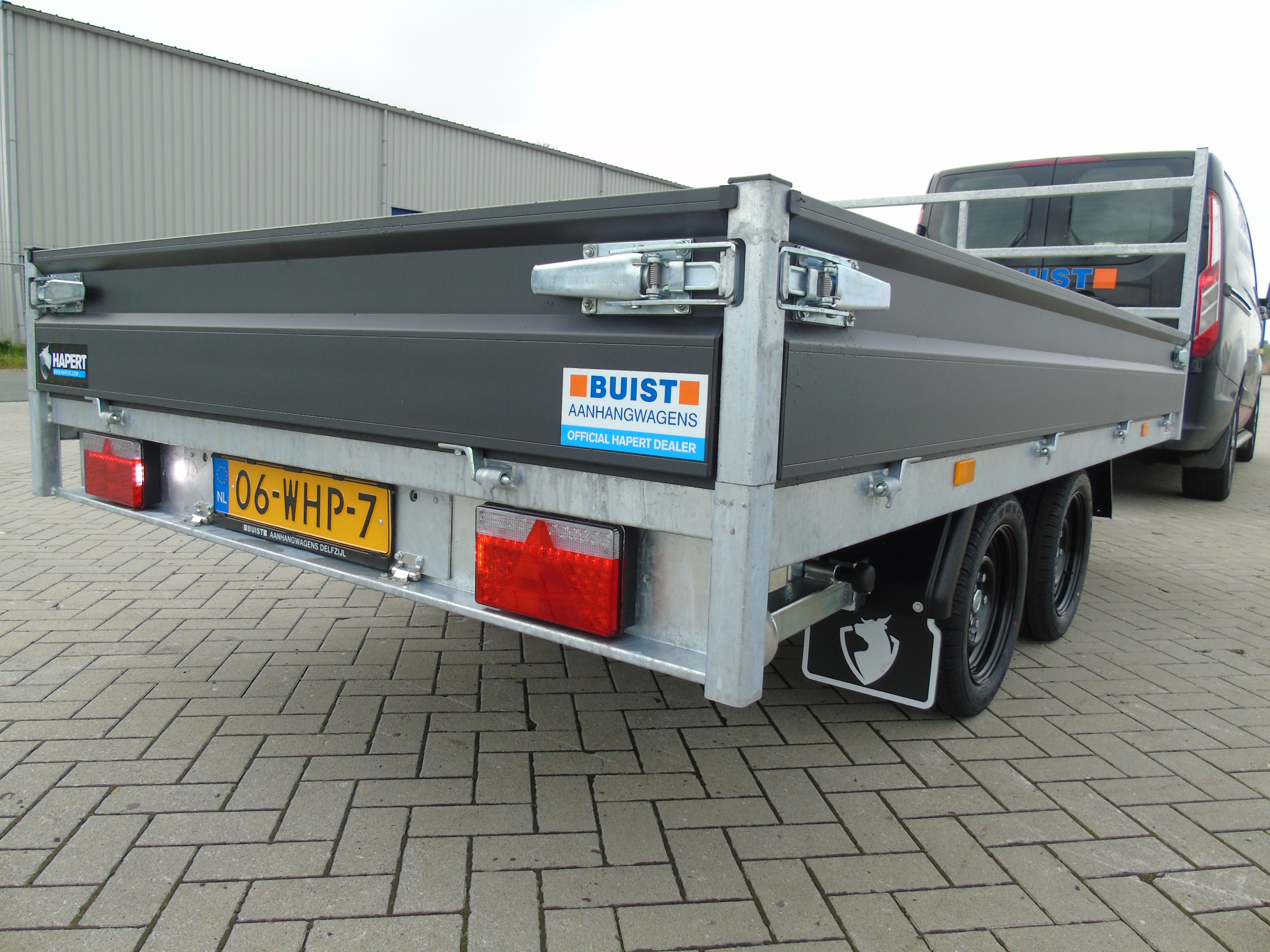 Voorraad aanhangwagen Hapert Azure H-2 Limited 335x180 Oprijpakket LED