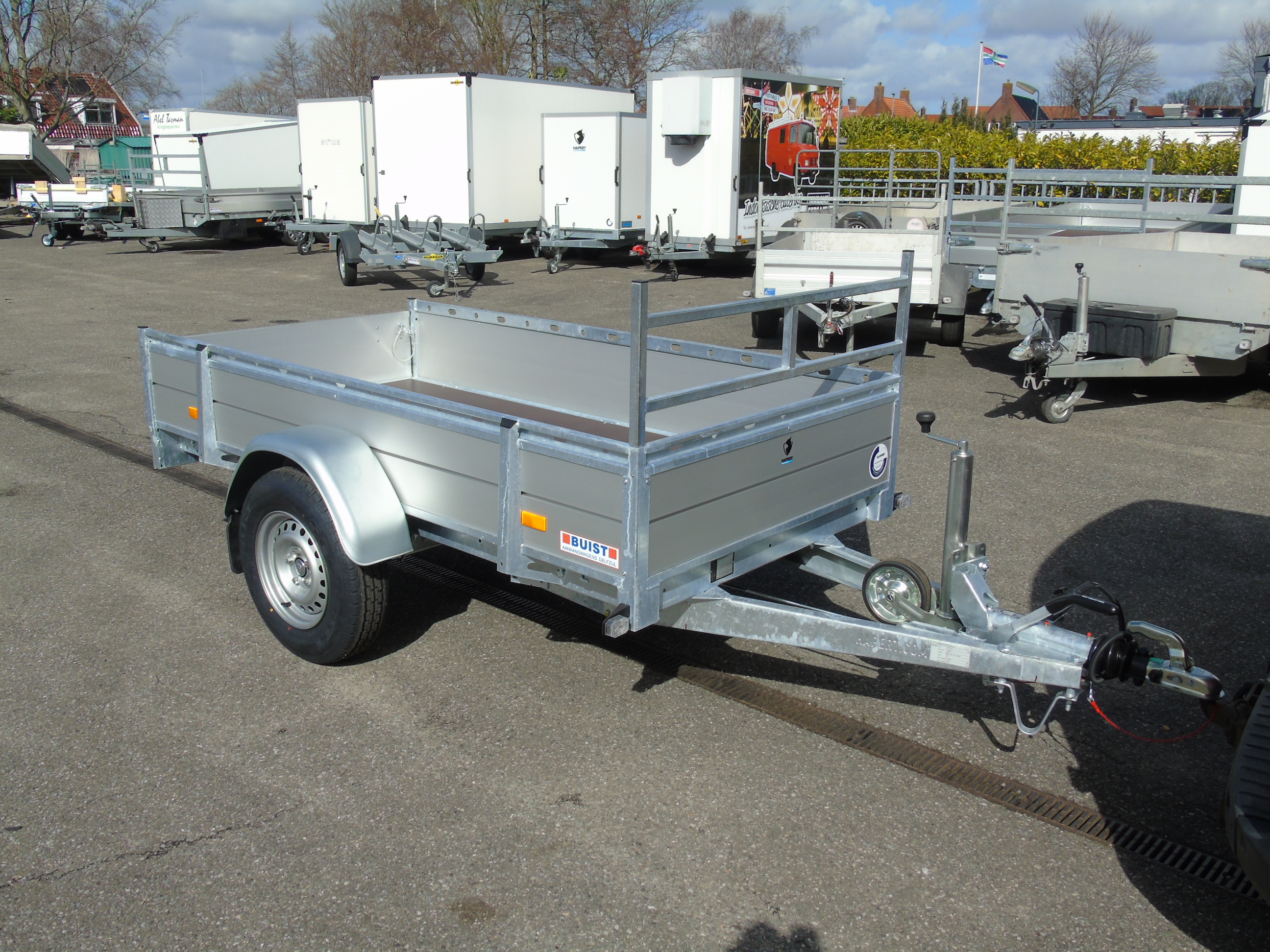 Voorraad aanhangwagen Hapert Azure L-1 Aluminium 250 x 130 cm 1350 kg enkelasser bakwagen