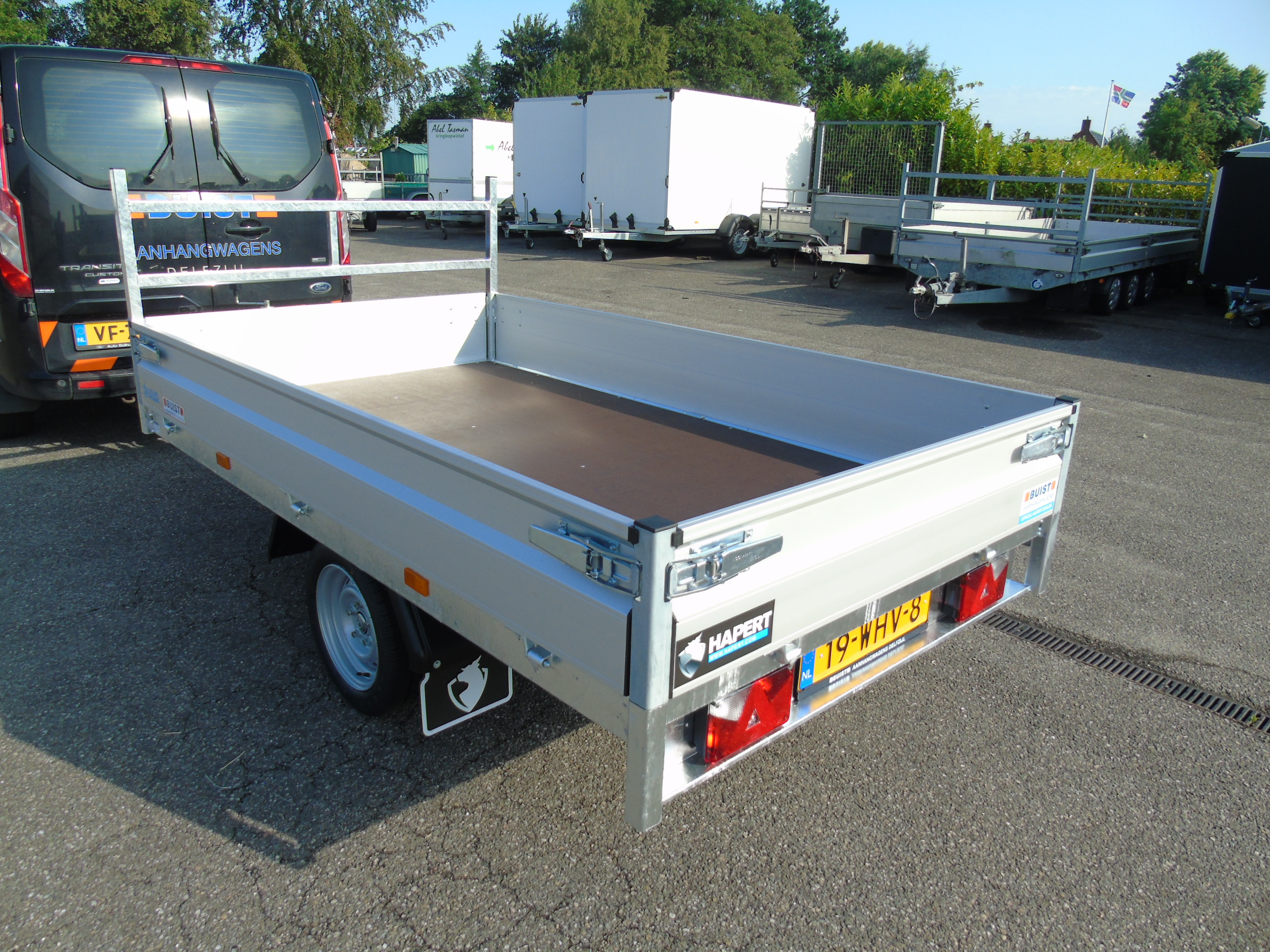 Voorraad aanhangwagen Hapert Azure H-1 260 x 150 cm Enkelasser plateauwagen