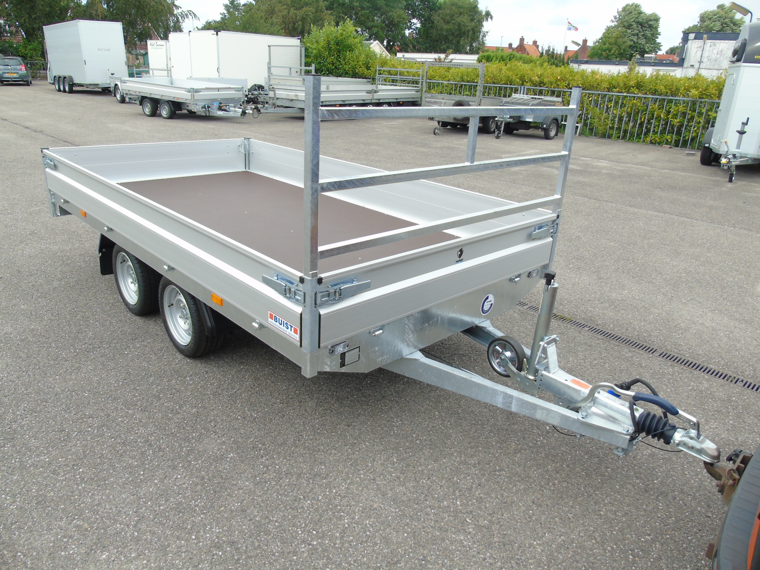 Voorraad aanhangwagen Hapert Azure H-2 335 x 180 cm 2000 kg verlaagd