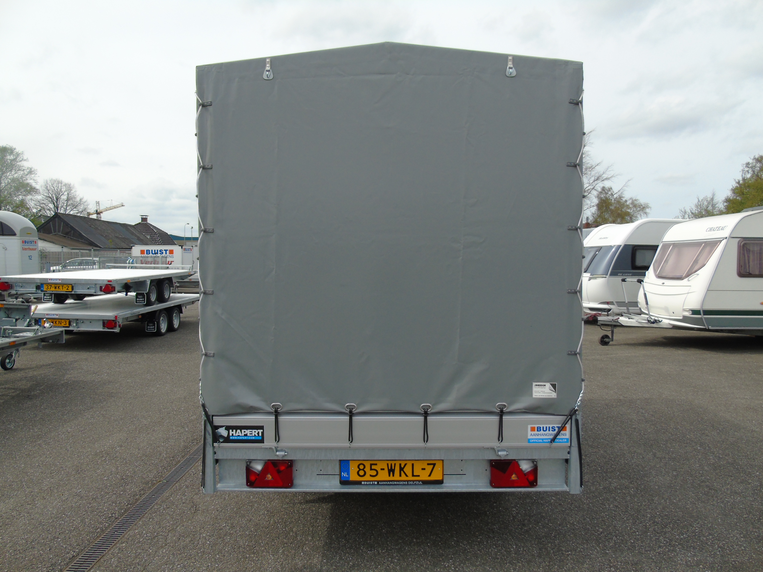 Voorraad aanhangwagen Hapert Azure H-2 335 x 180 cm 2700 kg met huifopbouw 180 cm