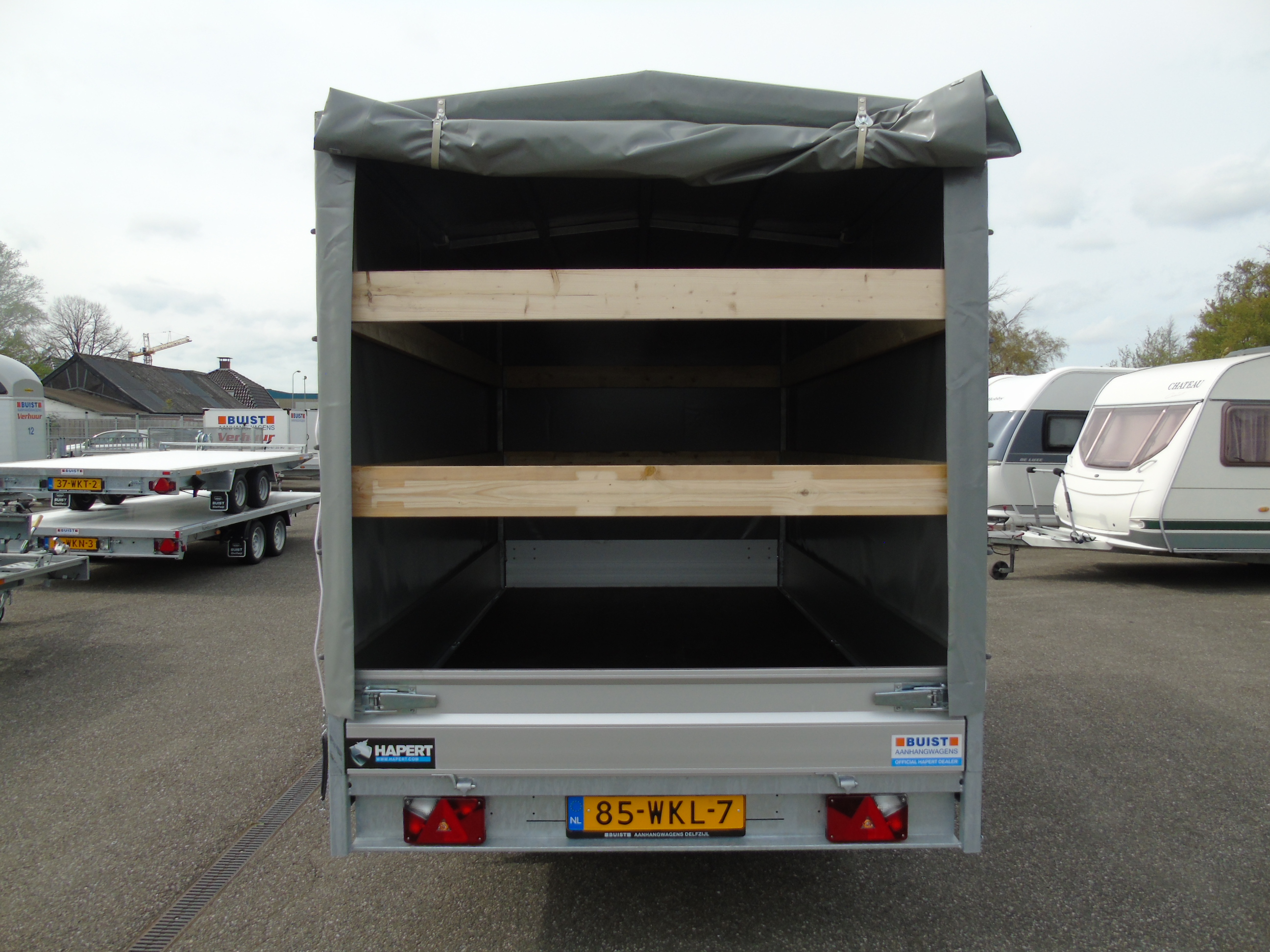 Voorraad aanhangwagen Hapert Azure H-2 335 x 180 cm 2700 kg met huifopbouw 180 cm