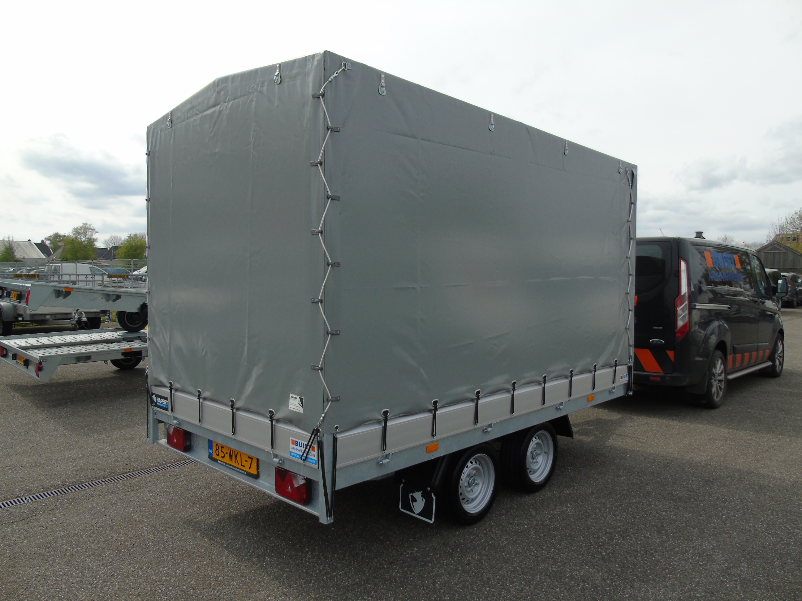 Voorraad aanhangwagen Hapert Azure H-2 335 x 180 cm 2700 kg met huifopbouw 180 cm