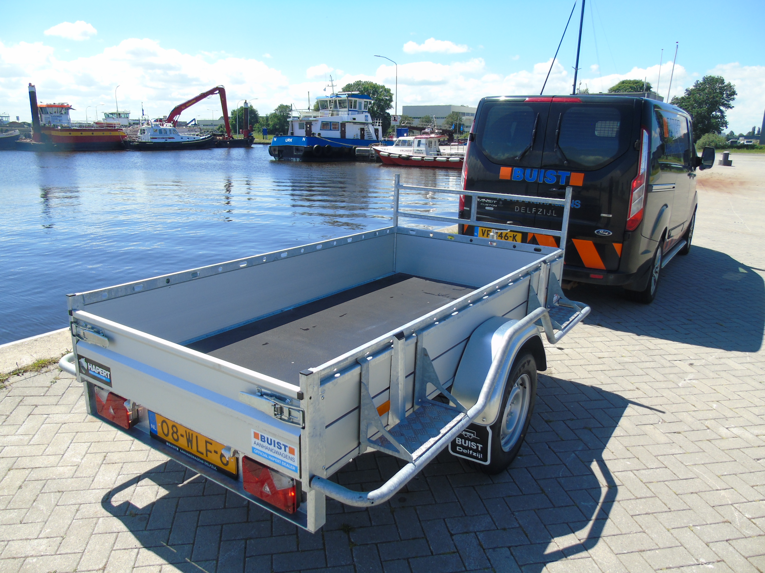 Voorraad aanhangwagen Hapert Azure L-1 Aluminium met afschermbeugels