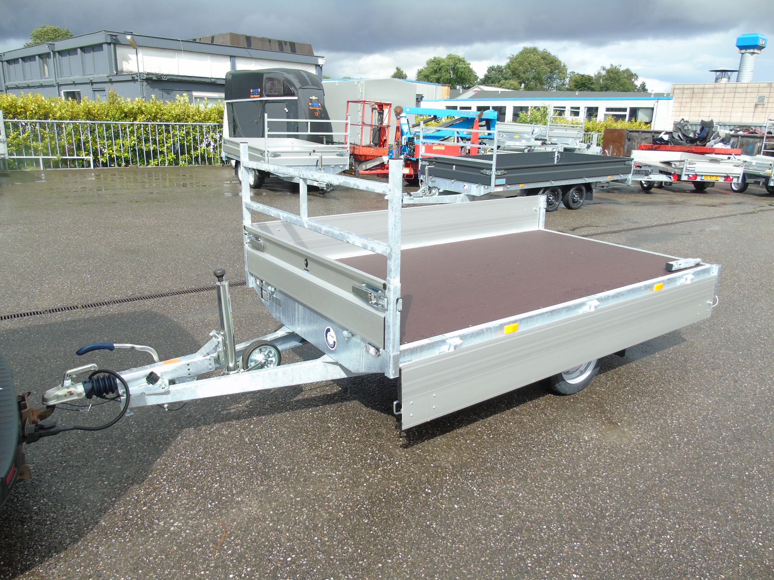 Voorraad aanhangwagen Hapert Azure H-1 280 x 160 cm Enkelasser plateauwagen