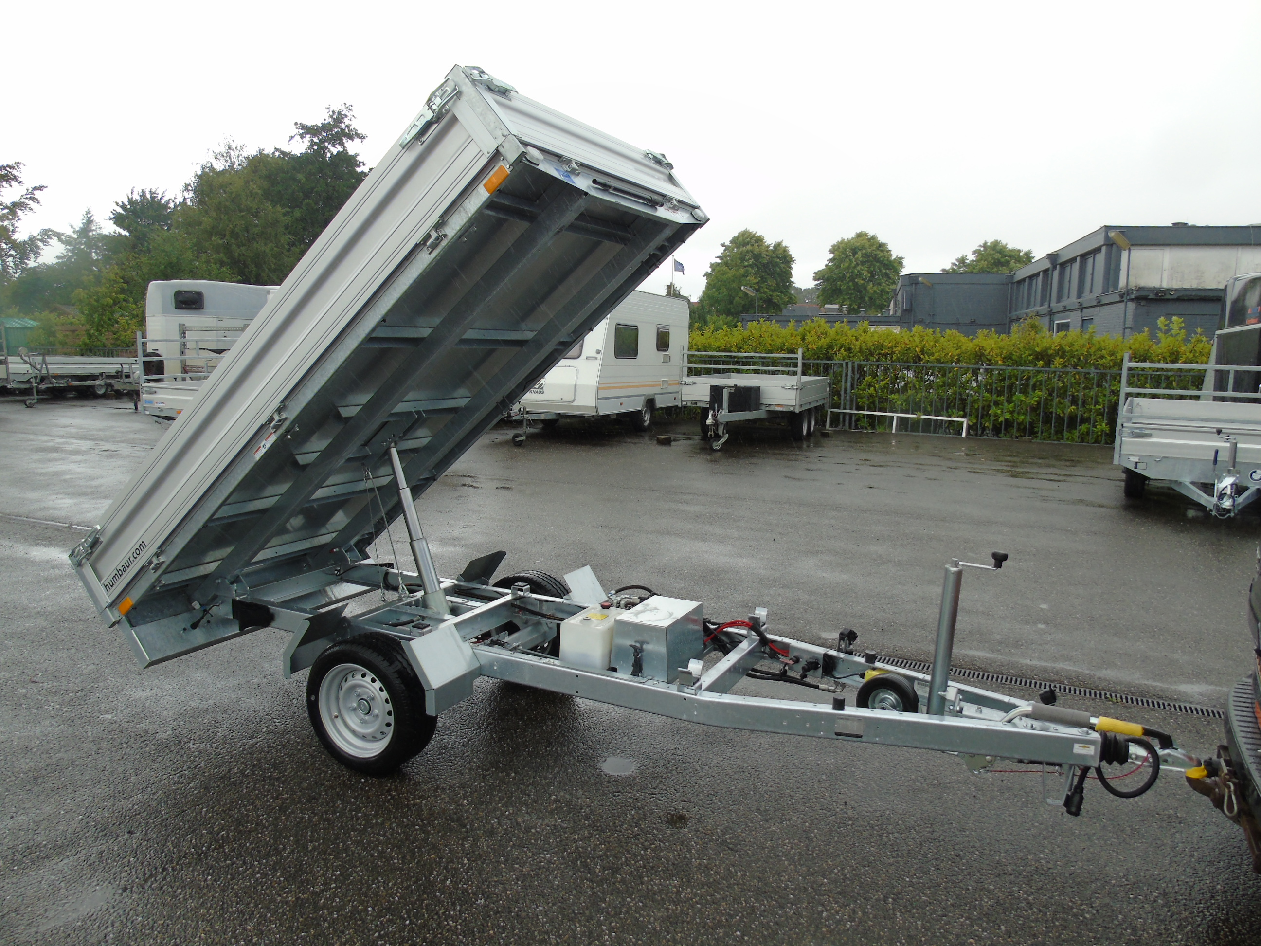 Voorraad aanhangwagen Humbaur HUK 152715 achterwaartse kipper electrisch