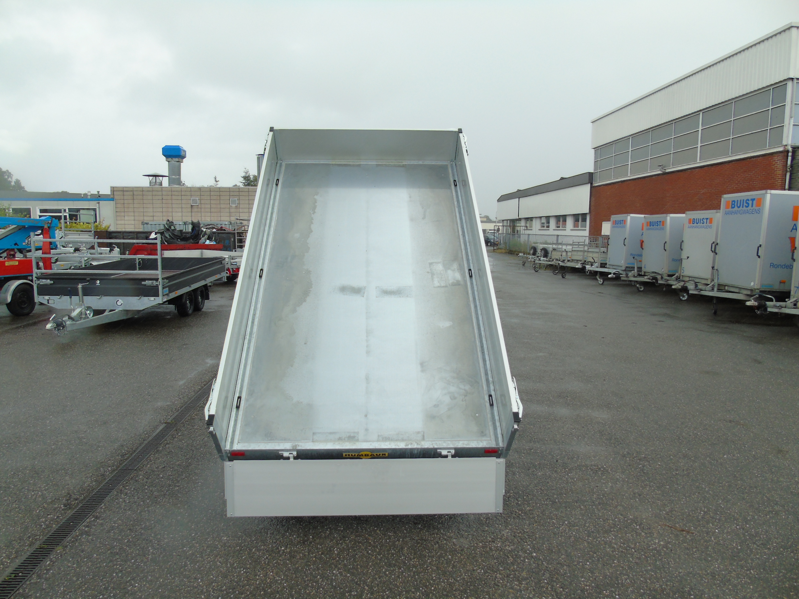 Voorraad aanhangwagen Humbaur HUK 152715 achterwaartse kipper electrisch