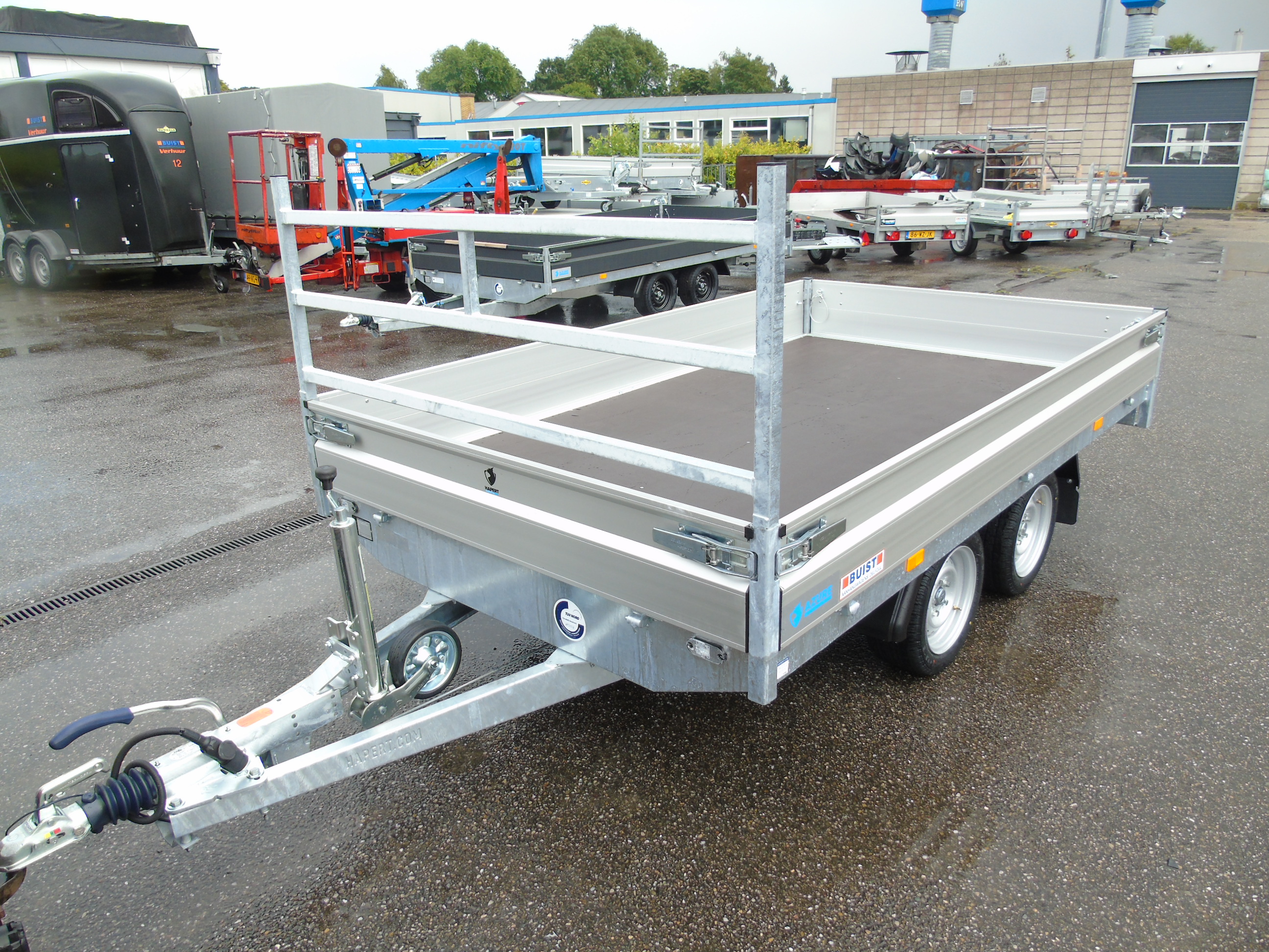 Voorraad aanhangwagen Hapert Azure H-2 305 x 180 cm 2000 kg verlaagd