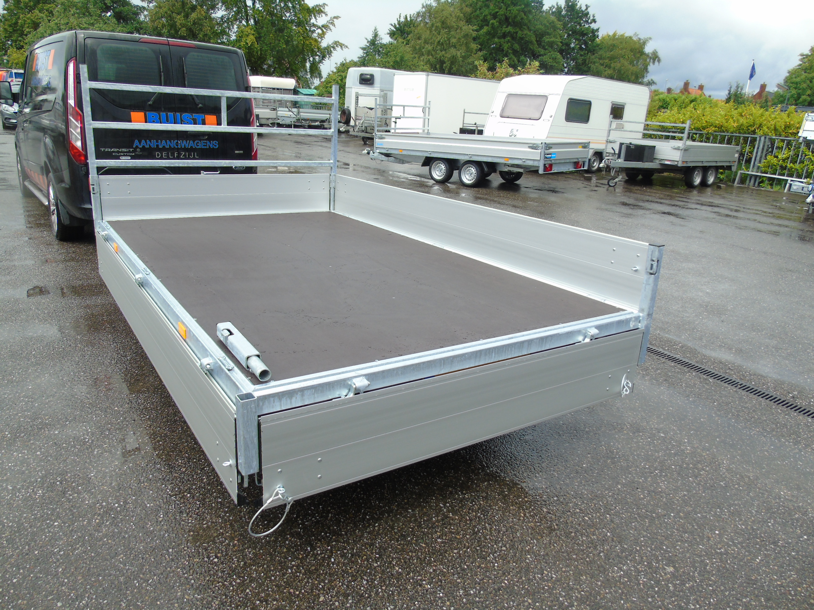 Voorraad aanhangwagen Hapert Azure H-2 305 x 180 cm 2000 kg verlaagd