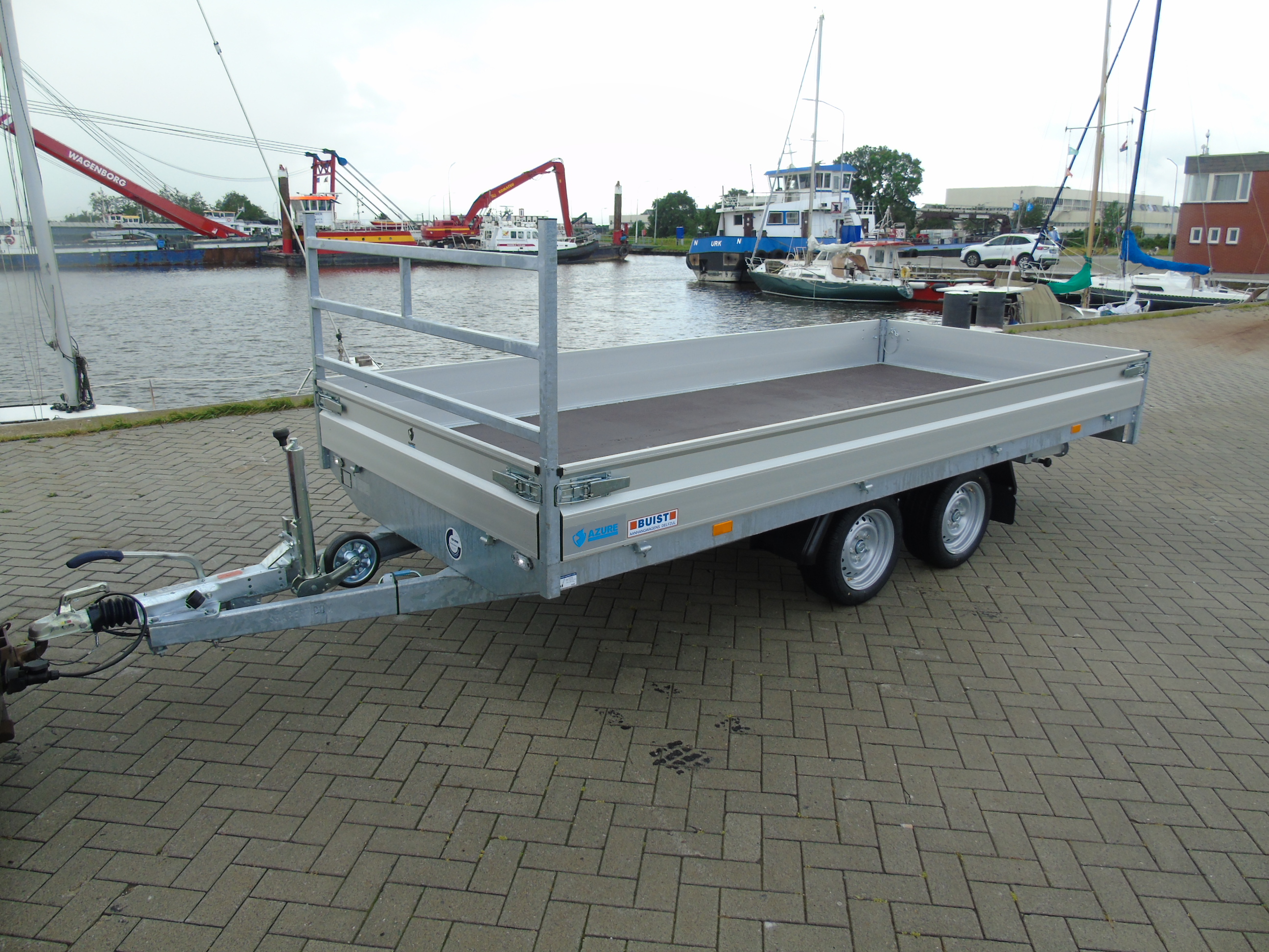 Voorraad aanhangwagen Hapert Azure H-2 405 x 180 cm 2700 kg oprijpakket