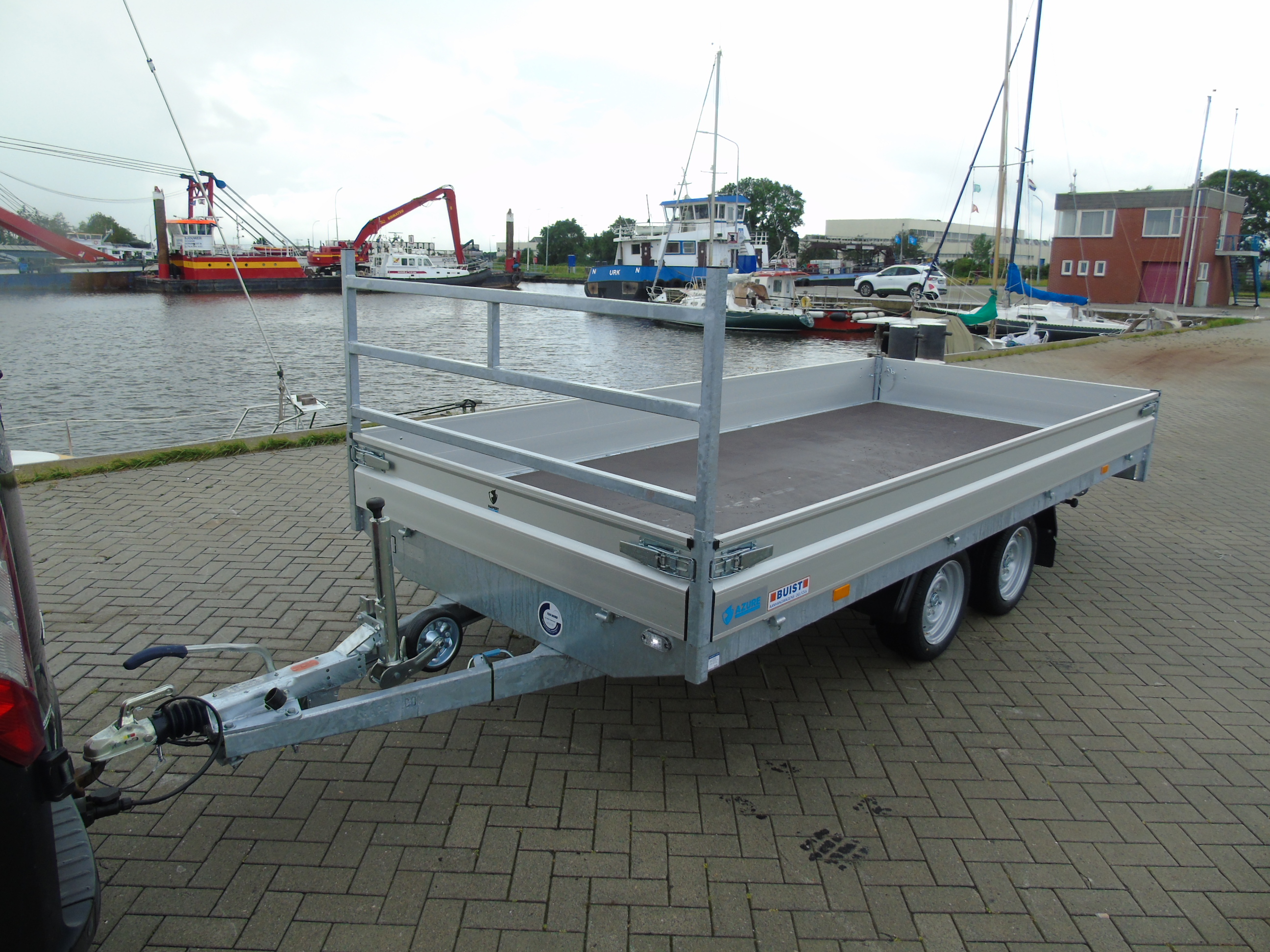 Voorraad aanhangwagen Hapert Azure H-2 405 x 180 cm 2700 kg oprijpakket