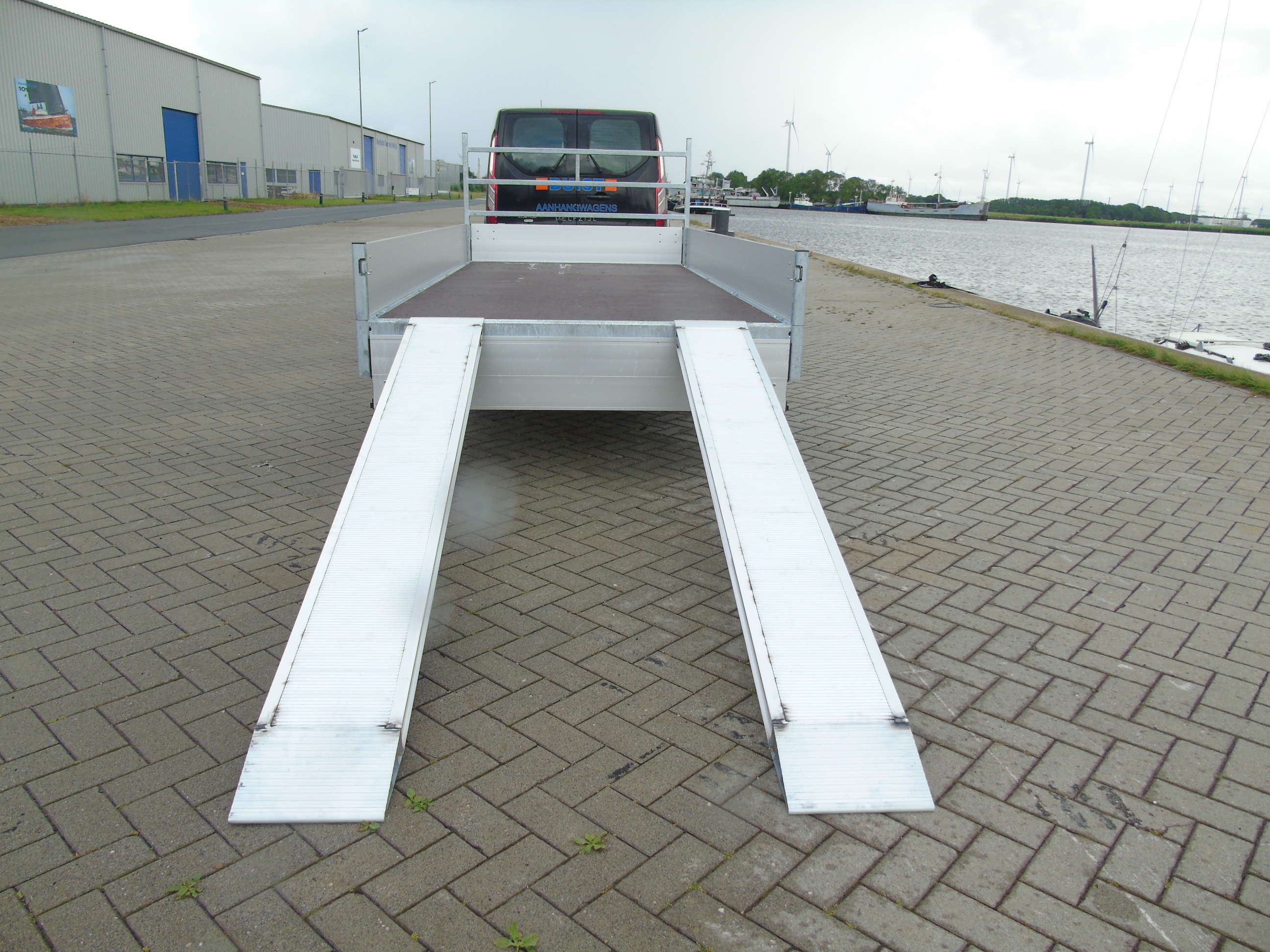 Voorraad aanhangwagen Hapert Azure H-2 405 x 180 cm 2700 kg oprijpakket