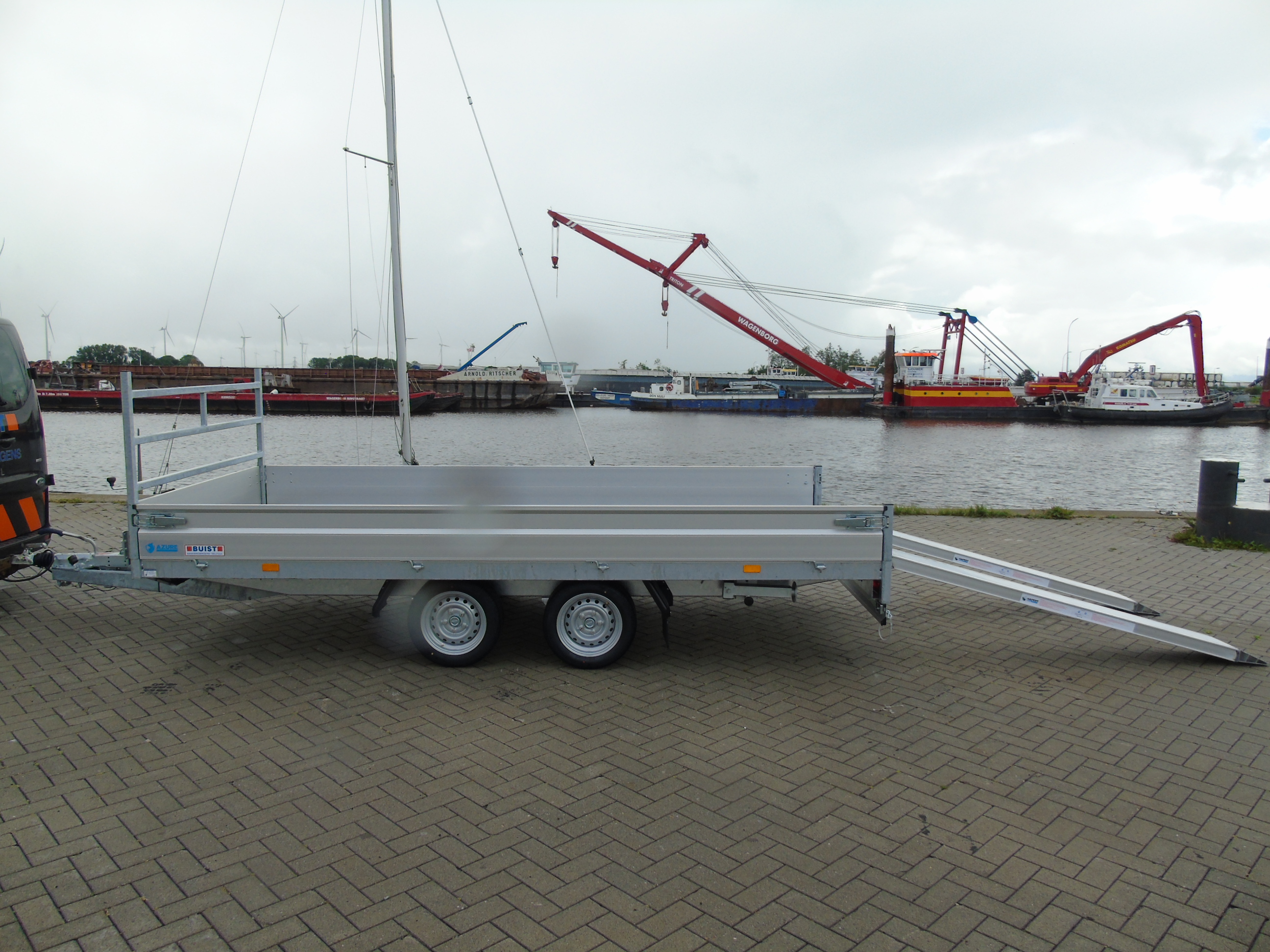 Voorraad aanhangwagen Hapert Azure H-2 405 x 180 cm 2700 kg oprijpakket