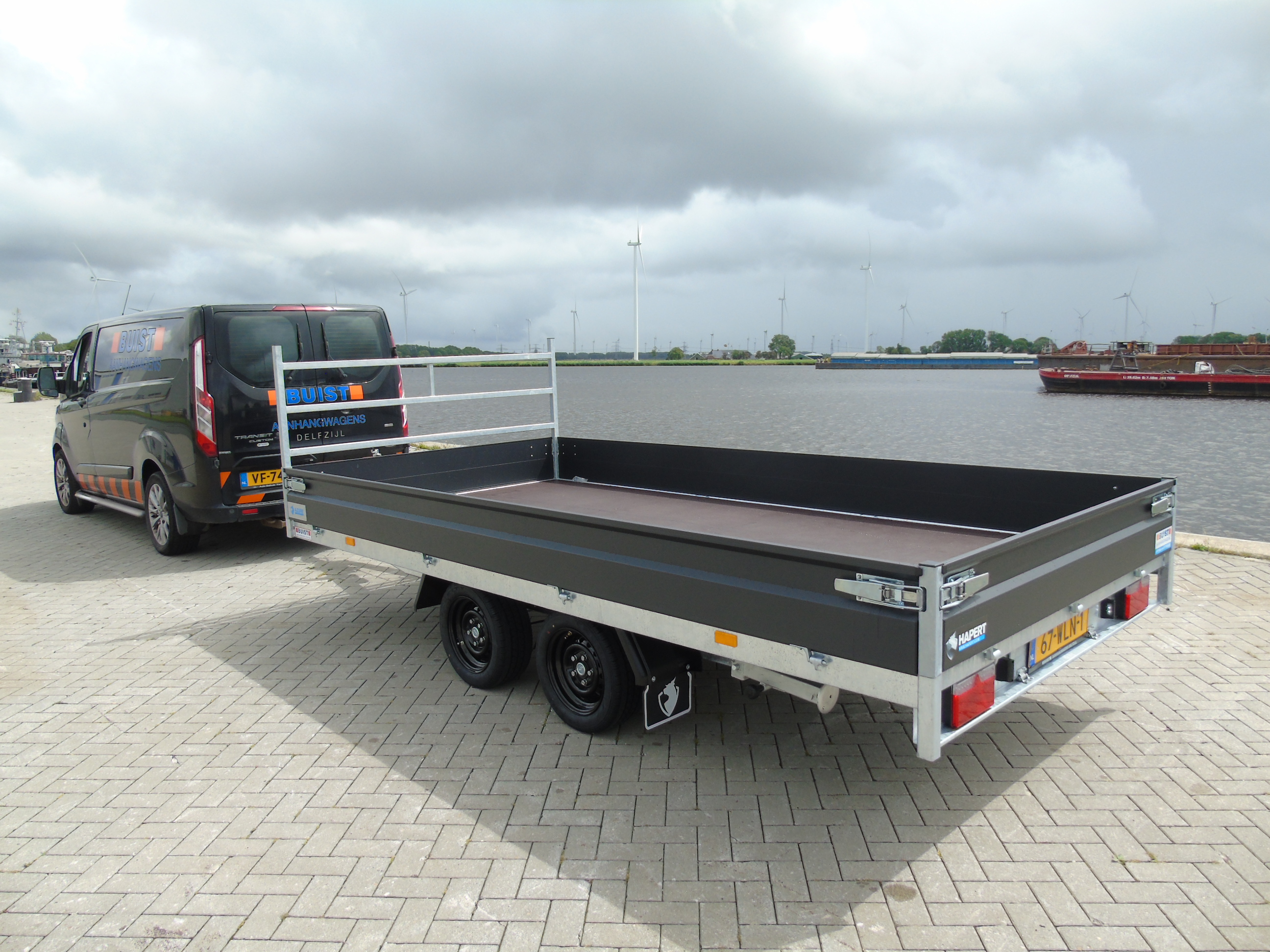 Voorraad aanhangwagen Hapert Azure H-2 Limited 405 x 200 cm 3000 kg oprijpakket LED