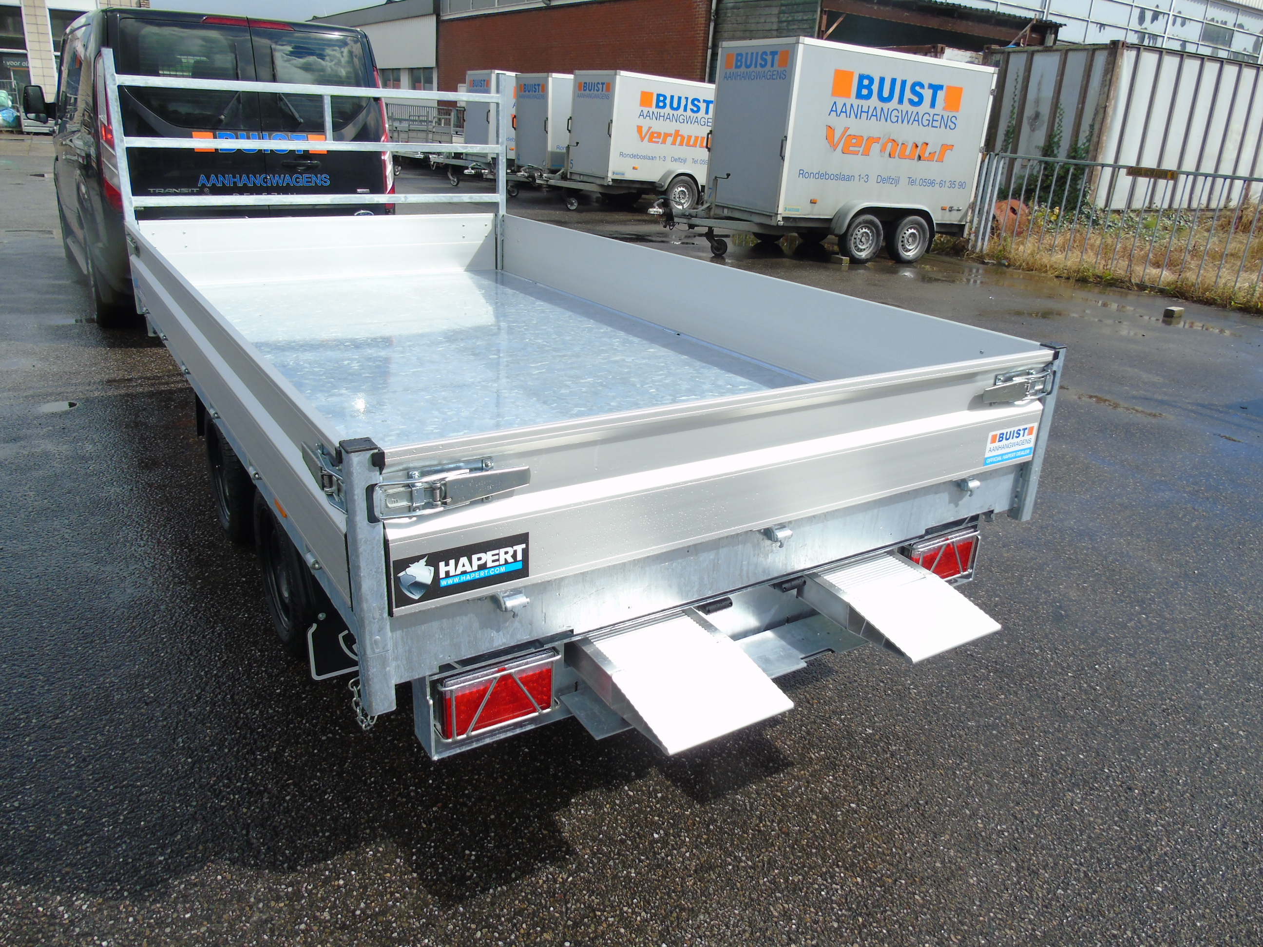 Voorraad aanhangwagen Hapert Cobalt HM-2 Ferro 335 x 180 cm 3500 kg parabool Oprijpakket LED