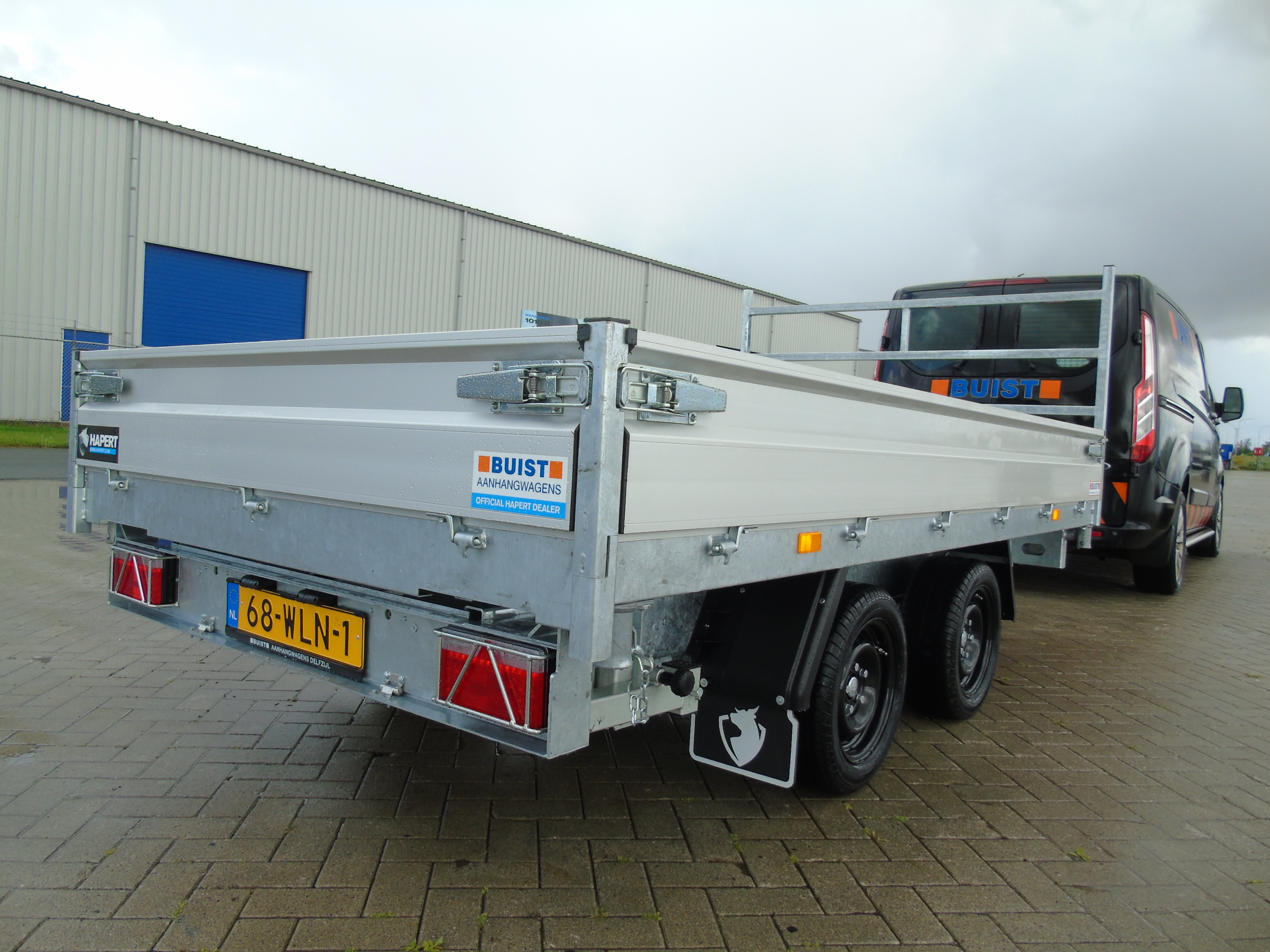 Voorraad aanhangwagen Hapert Cobalt HM-2 Ferro 335 x 180 cm 3500 kg parabool Oprijpakket LED