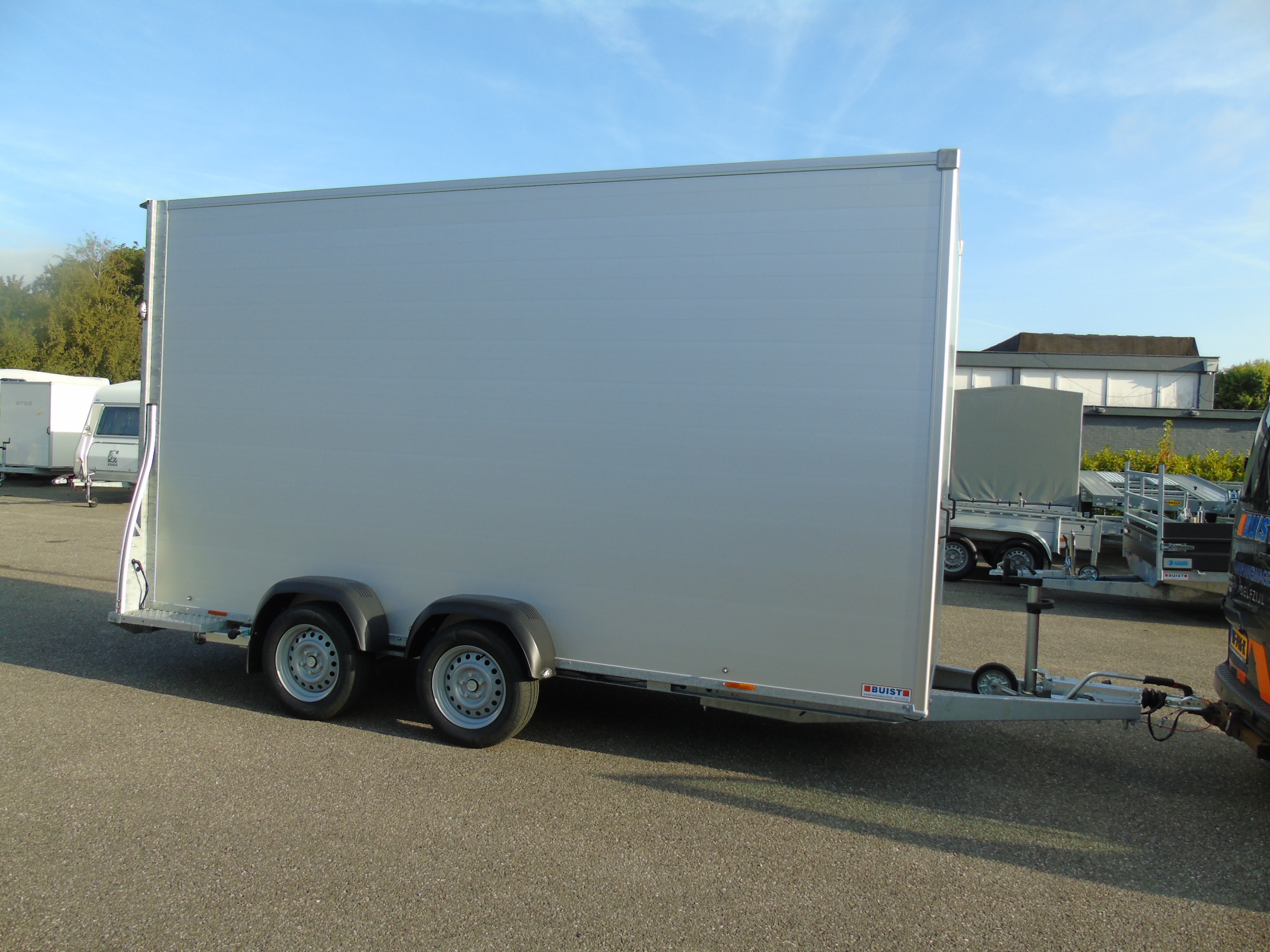 Voorraad aanhangwagen Sirius G455H Cargo gesloten tandemasser 455x171x242 cm 