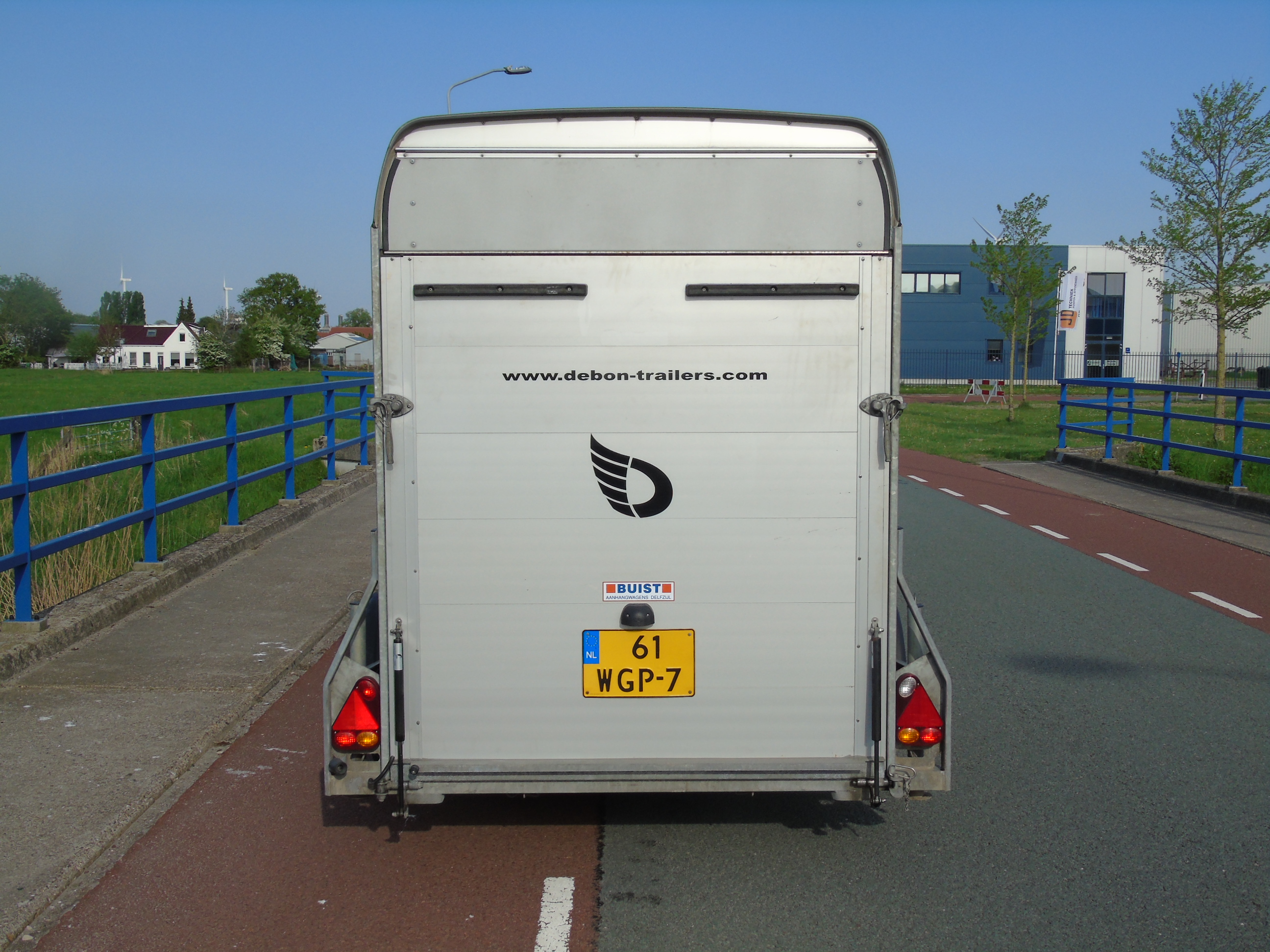 Occasion Debon C5 enkelasser gesloten alu-poly 12-2022