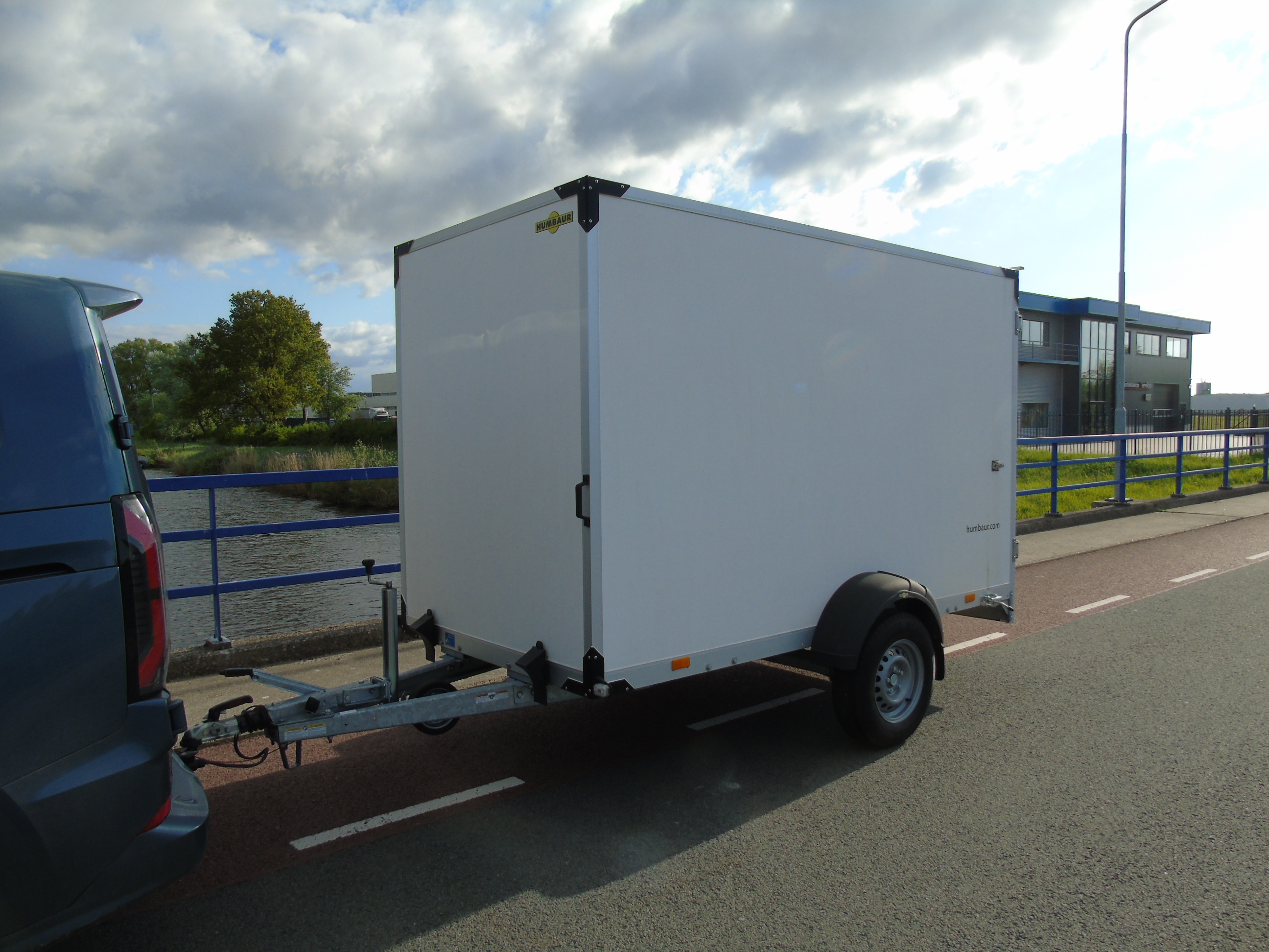 Demo Humbaur HK 153015-18P enkelasser gesloten bakwagen