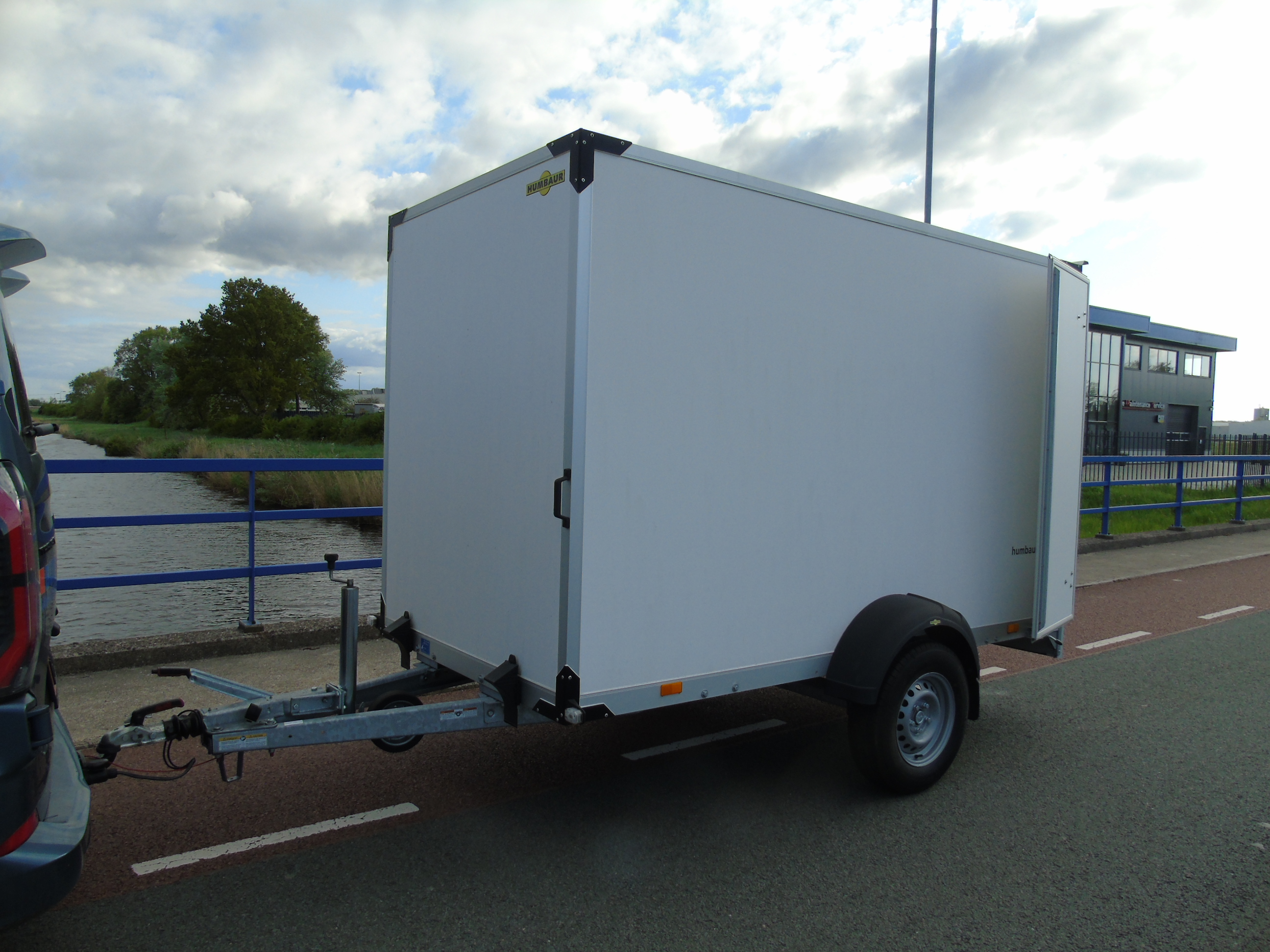 Demo Humbaur HK 153015-18P enkelasser gesloten bakwagen