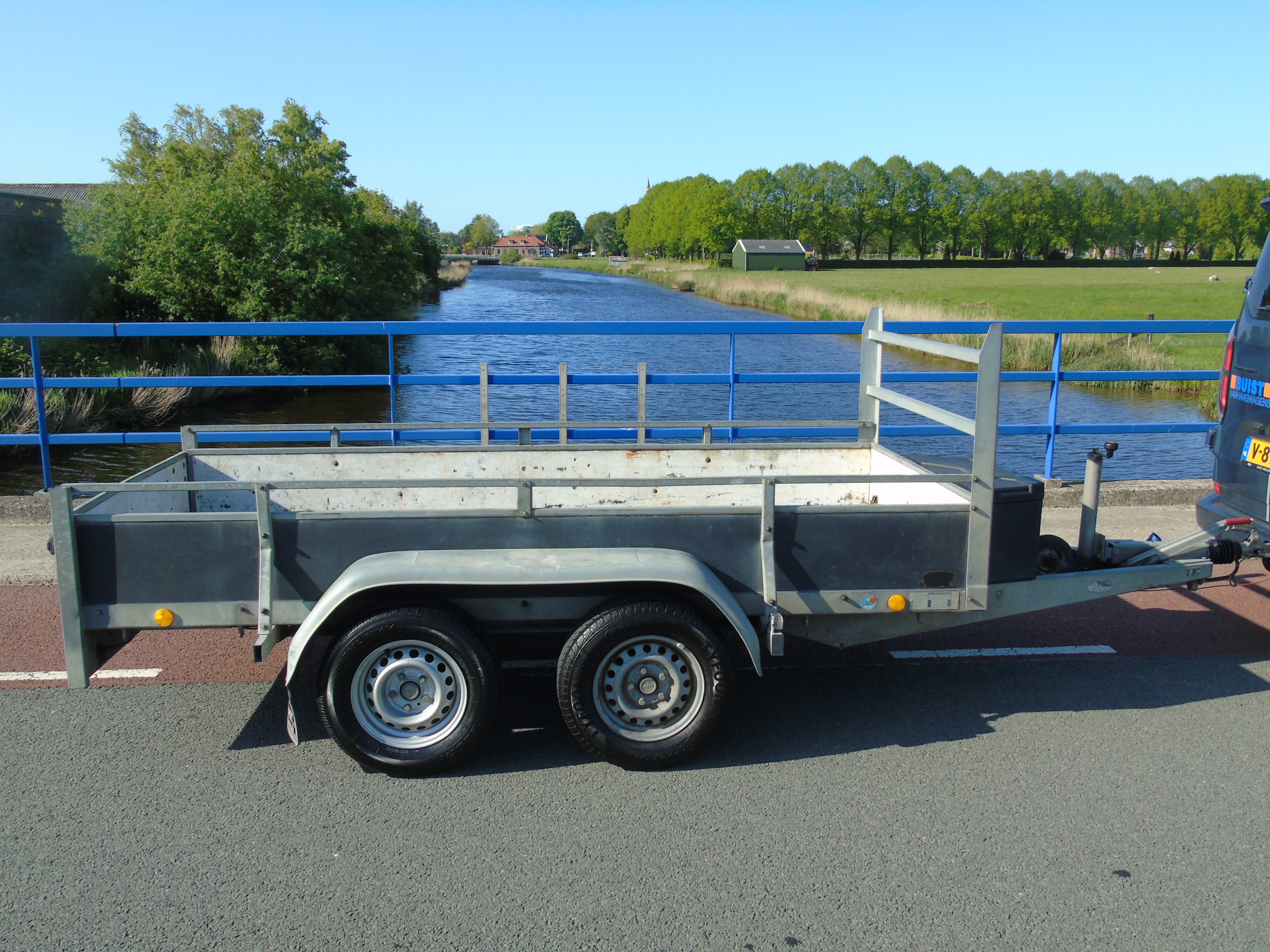 Occasion Atec B2 tandemasser bakwagen300 x 130cm 2000 kg 2011