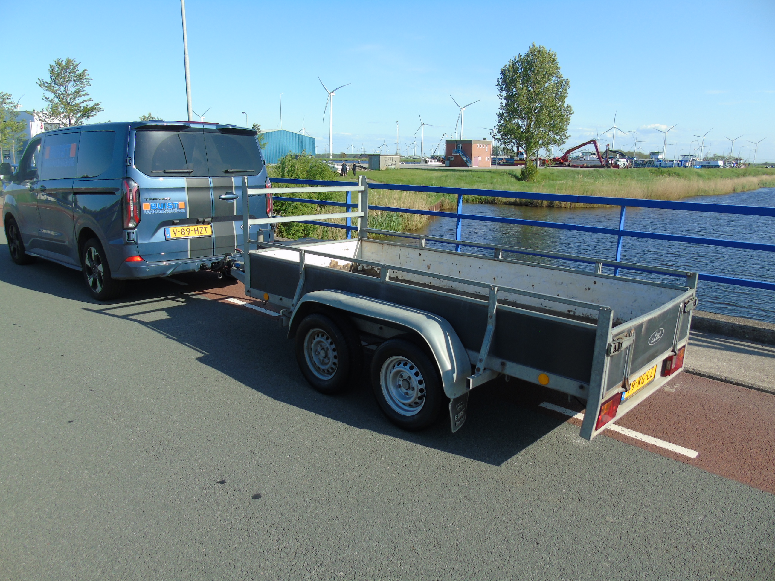 Occasion Atec B2 tandemasser bakwagen300 x 130cm 2000 kg 2011