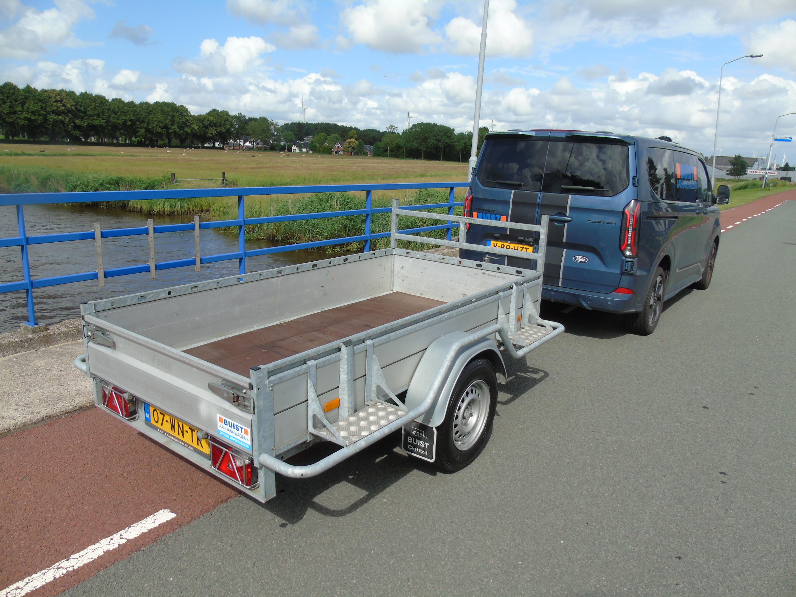 Occasion Hapert Azure L-1 Alu 1350kg 250x130cm Afschermbeugels Buist Occasion