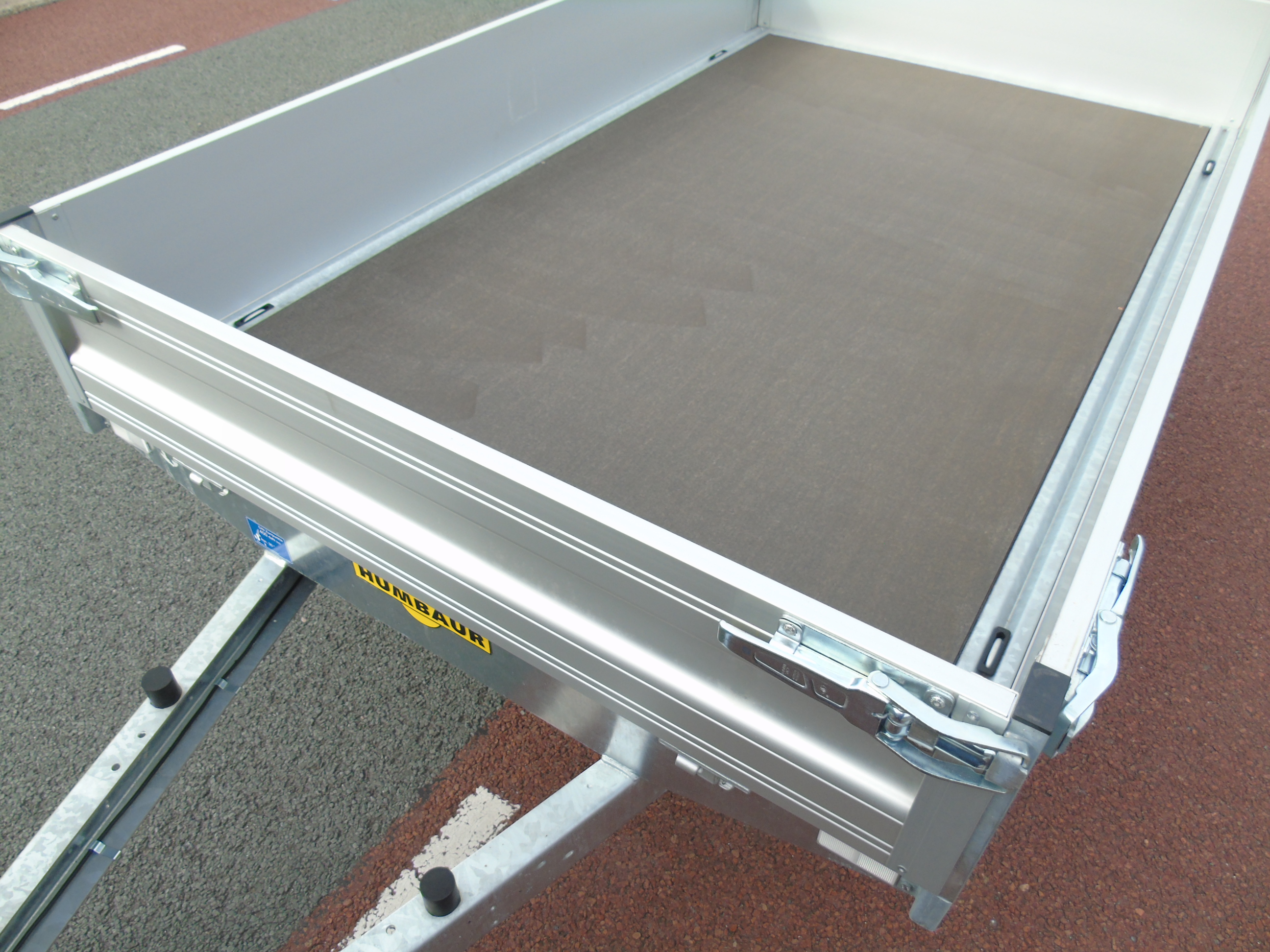Voorraad Humbaur HU 752314 enkelasser plateauwagen