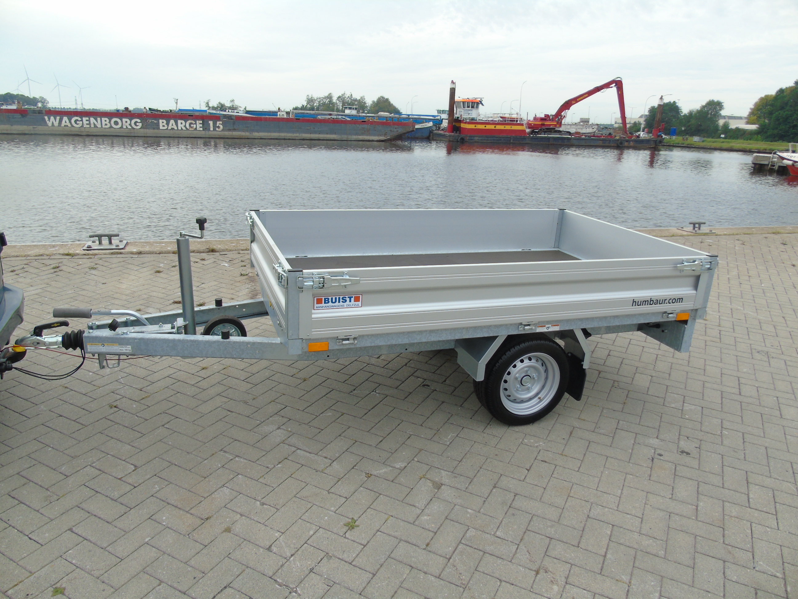 Voorraad Humbaur HU 132314 enkelasser plateauwagen 1300 kg 230 x 140 cm
