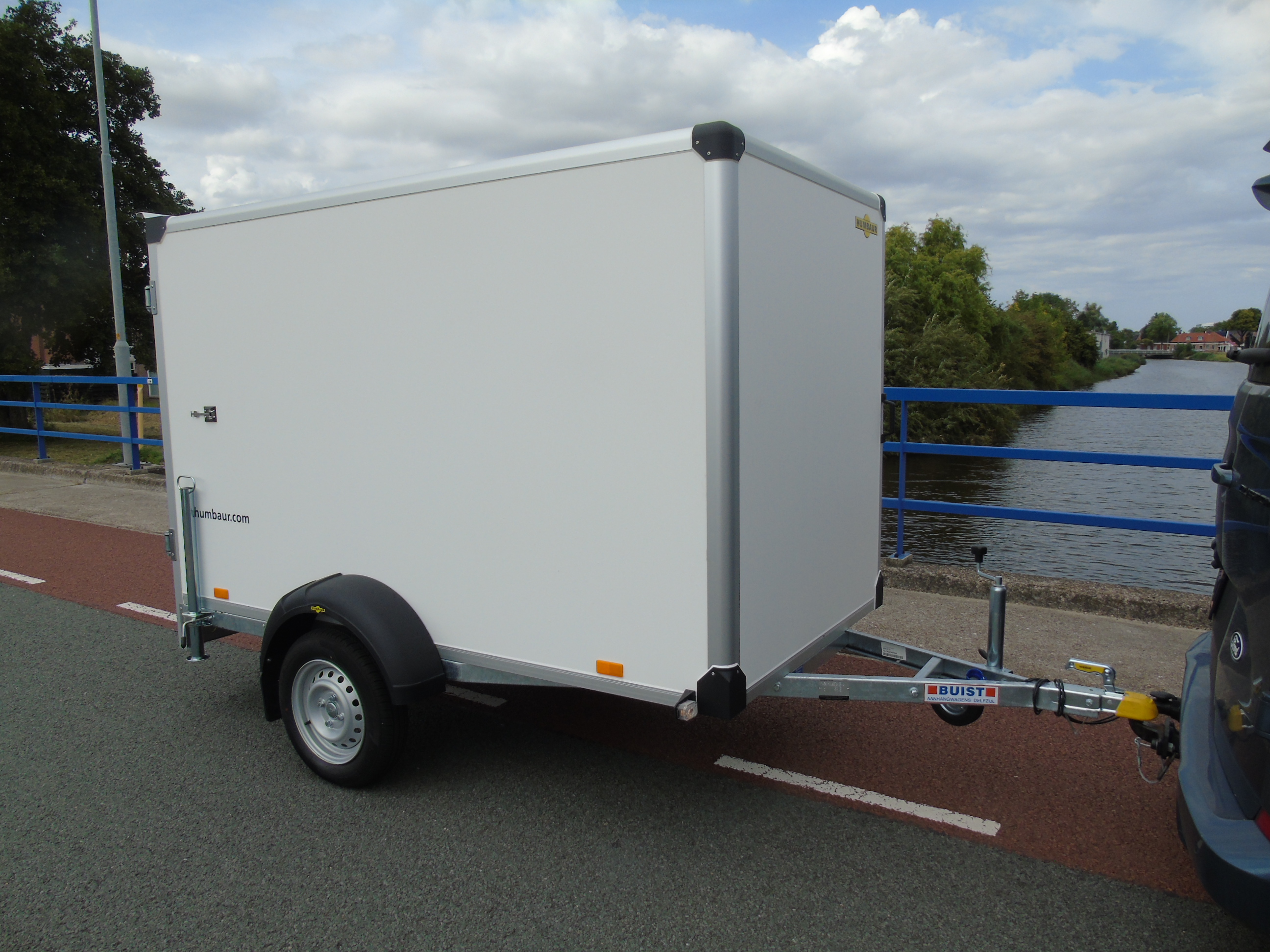 Voorraad Humbaur HK 752513-15P enkelasser gesloten