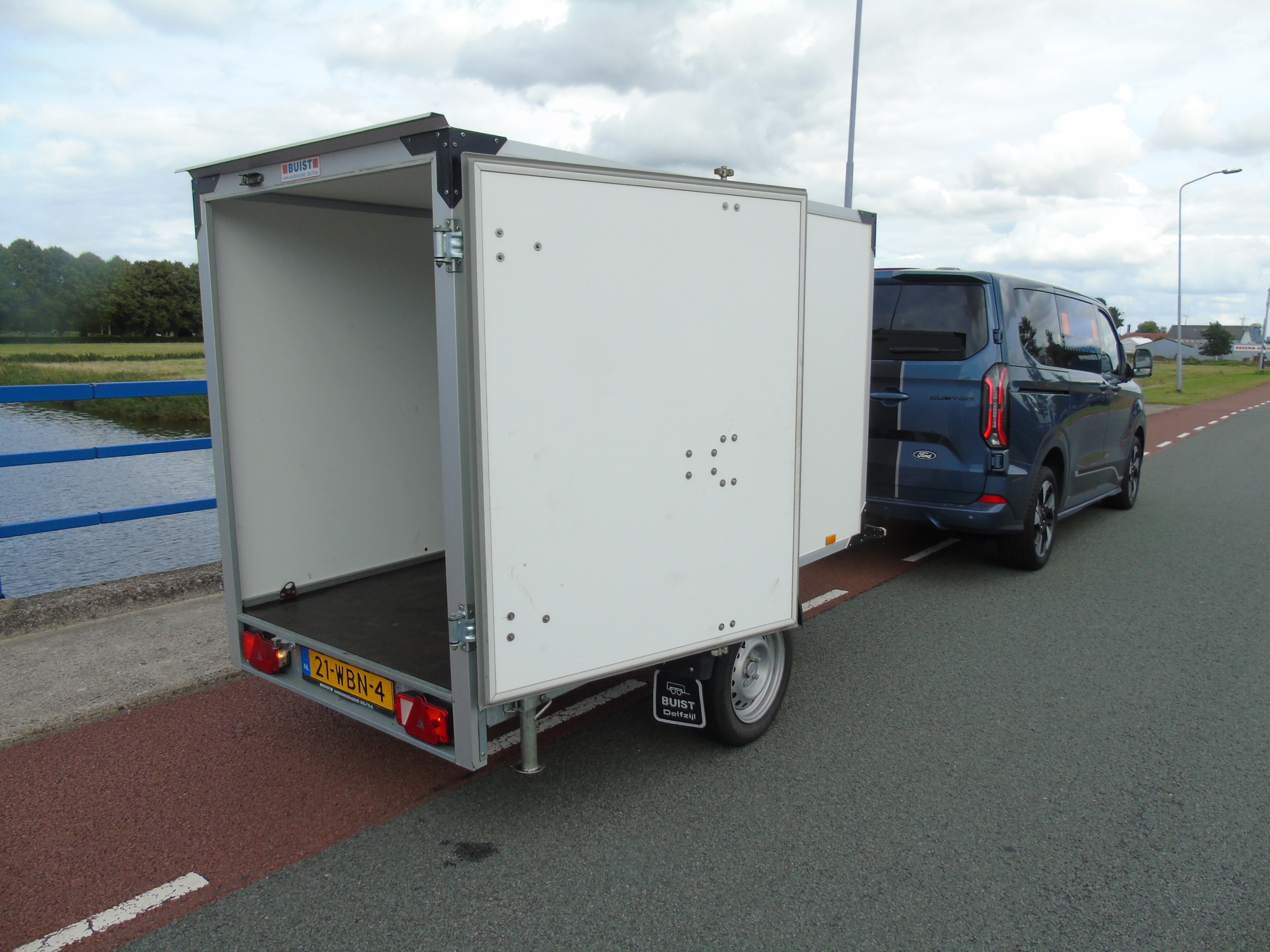 Occasion Humbaur HK 132513-15P enkelasser gesloten