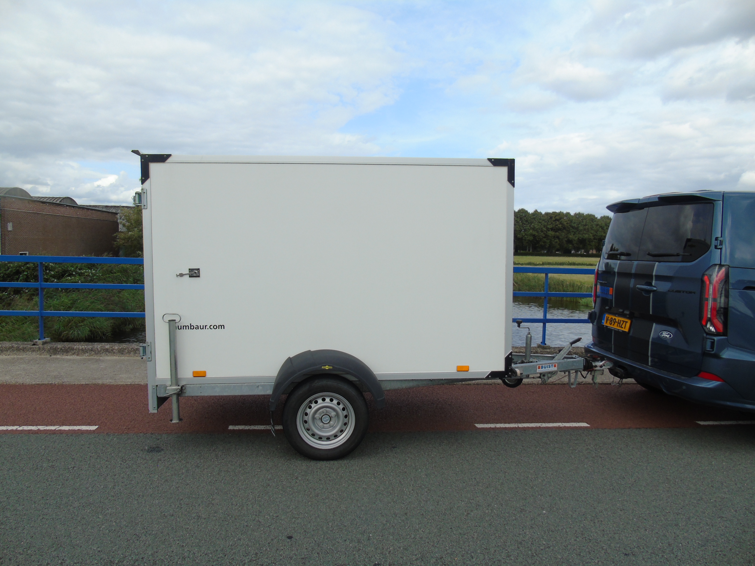 Occasion Humbaur HK 132513-15P enkelasser gesloten
