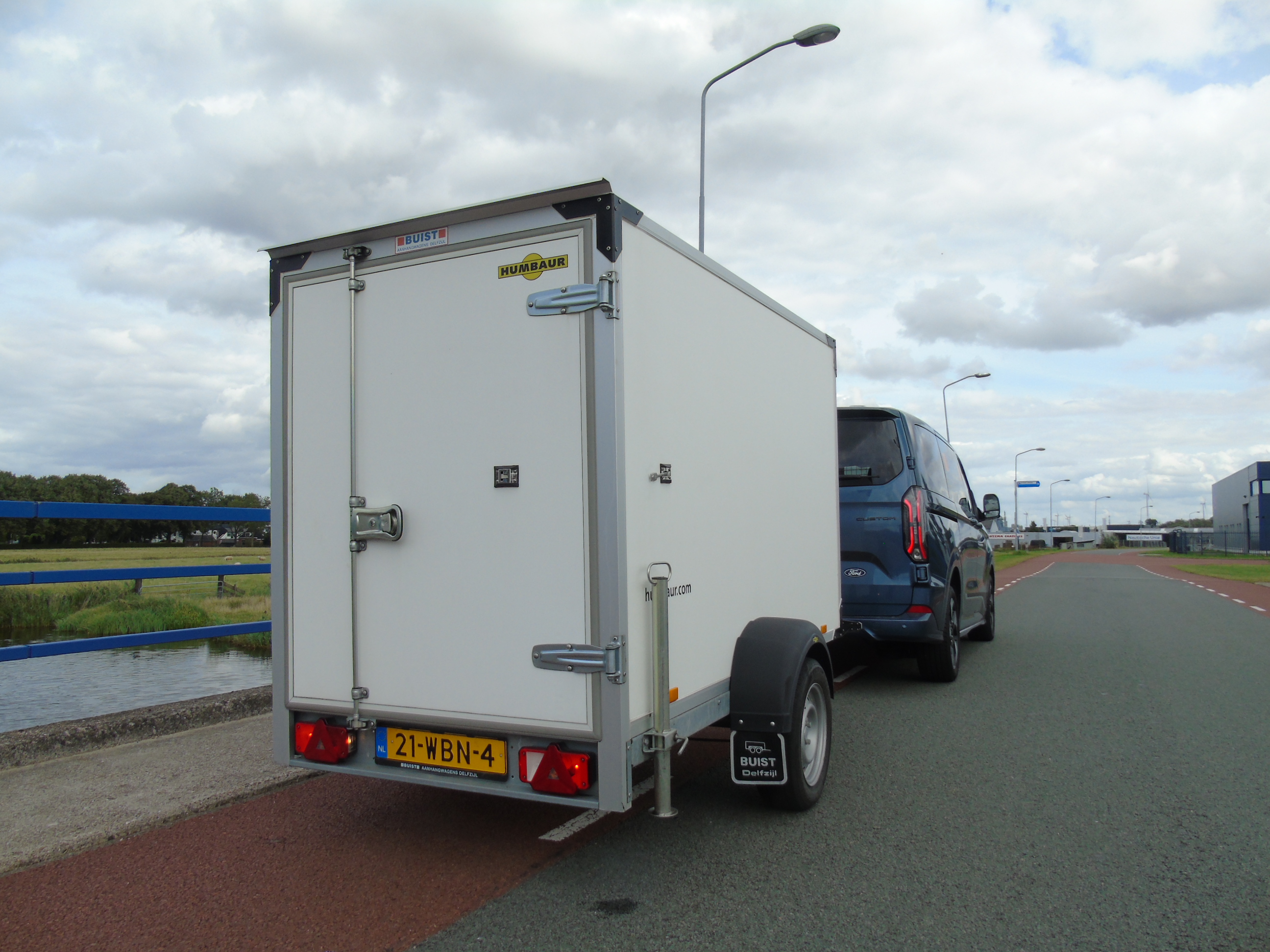 Occasion Humbaur HK 132513-15P enkelasser gesloten