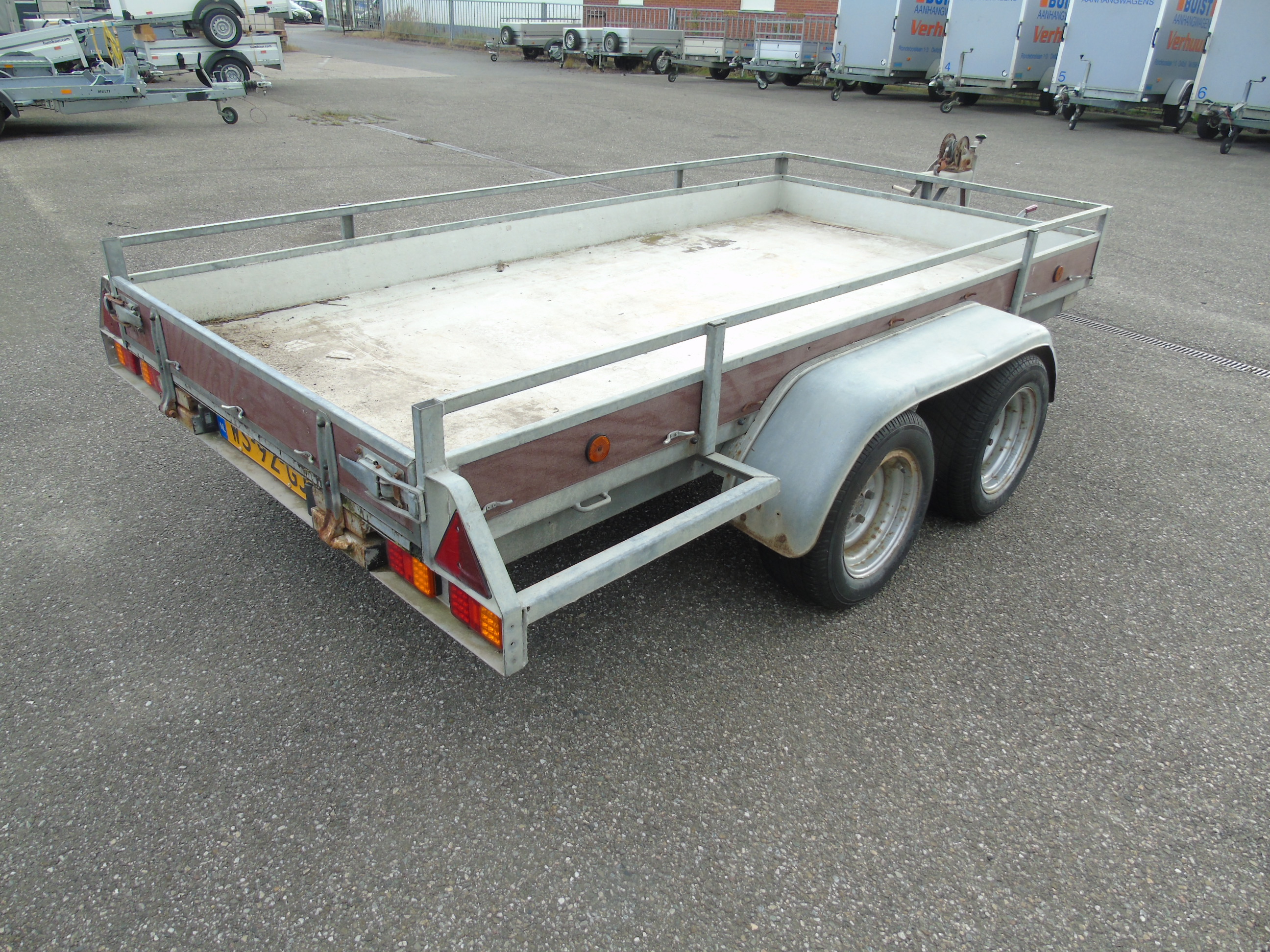 Occasion Midas M20 tandemasser bakwagen 295x147 cm 2000kg