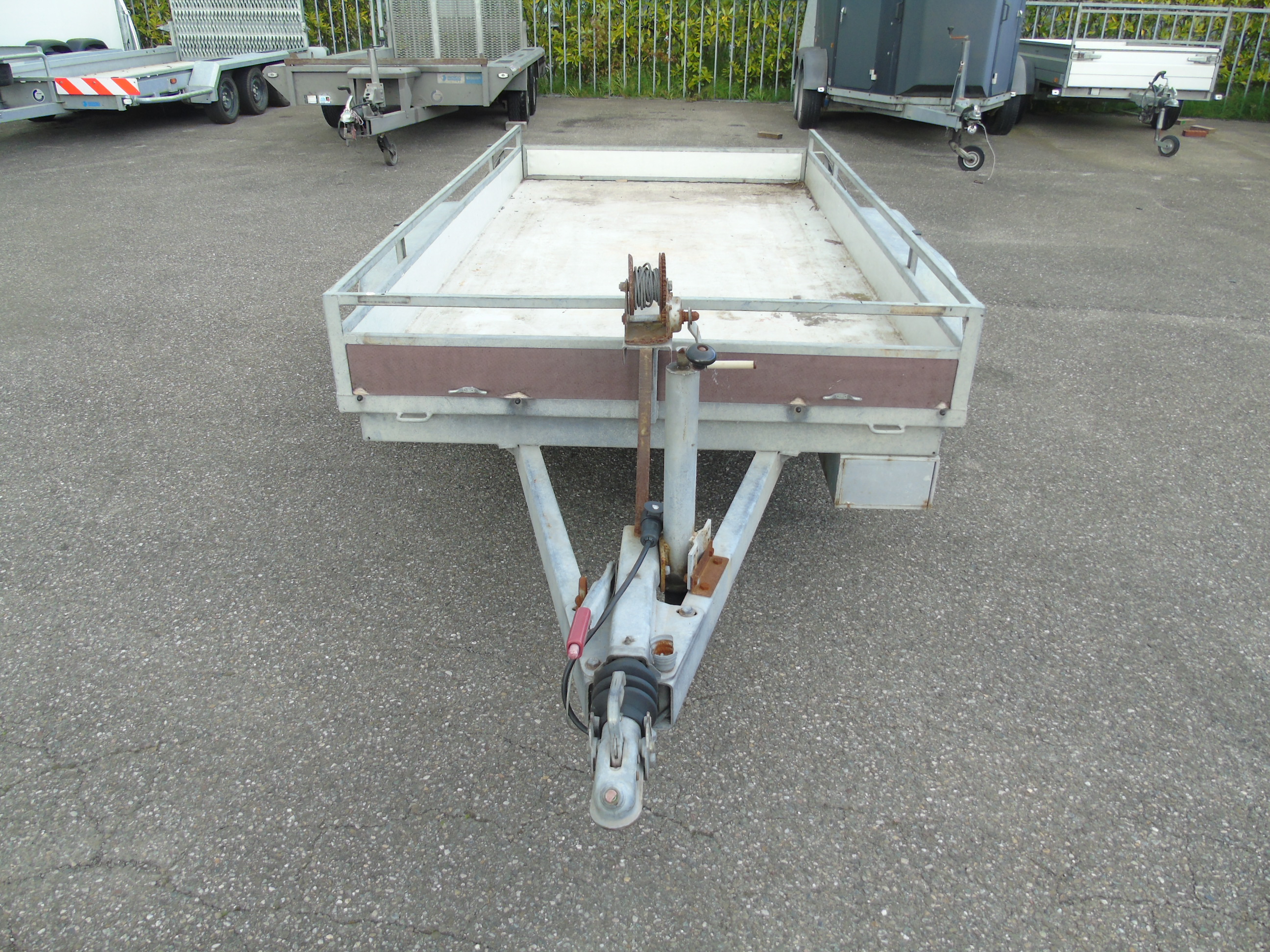 Occasion Midas M20 tandemasser bakwagen 295x147 cm 2000kg