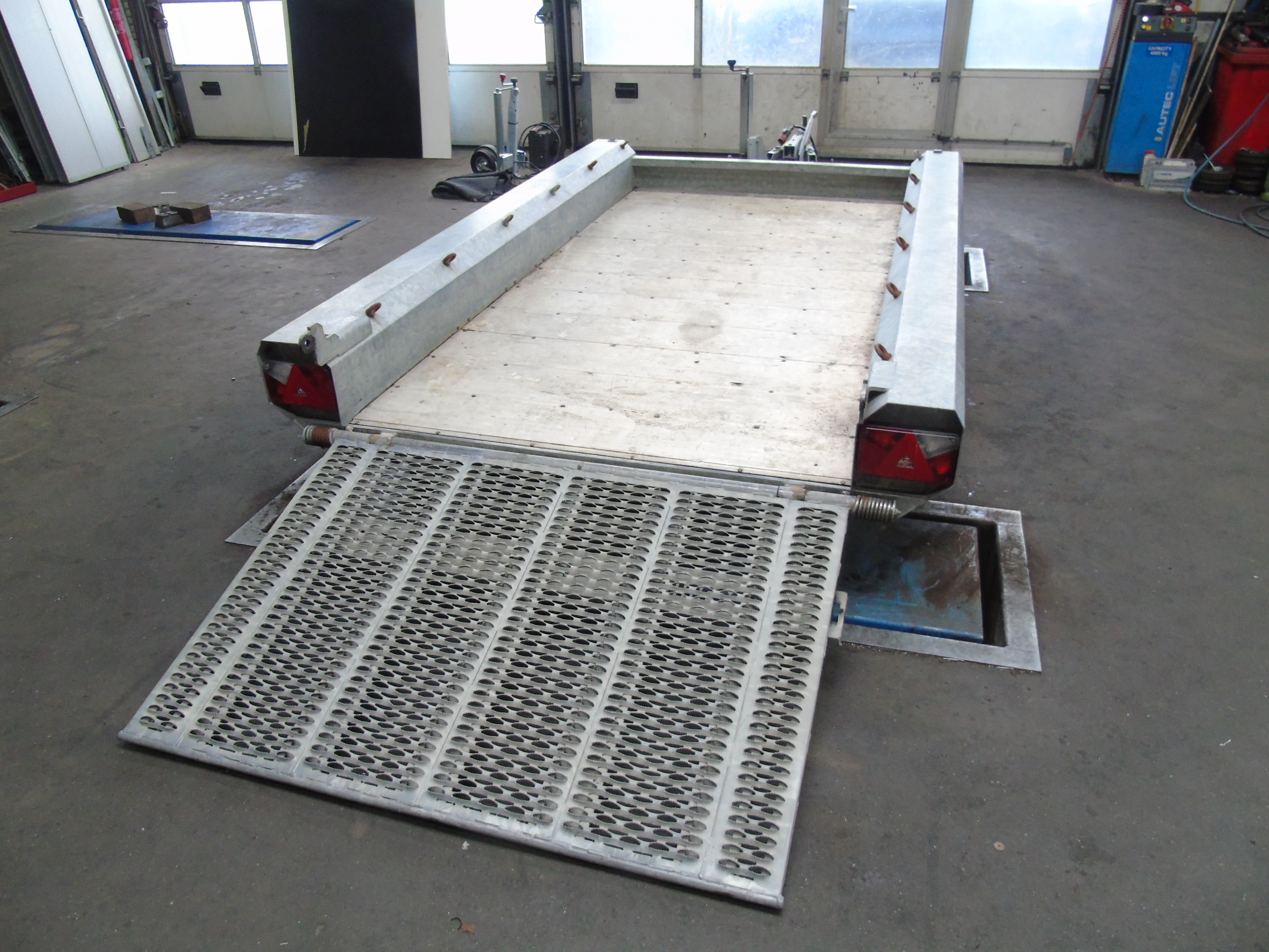 Occasion Hulco Terrax-2 machinetransporter 295 x 150 cm 3000 kg klep 100 cm 2018