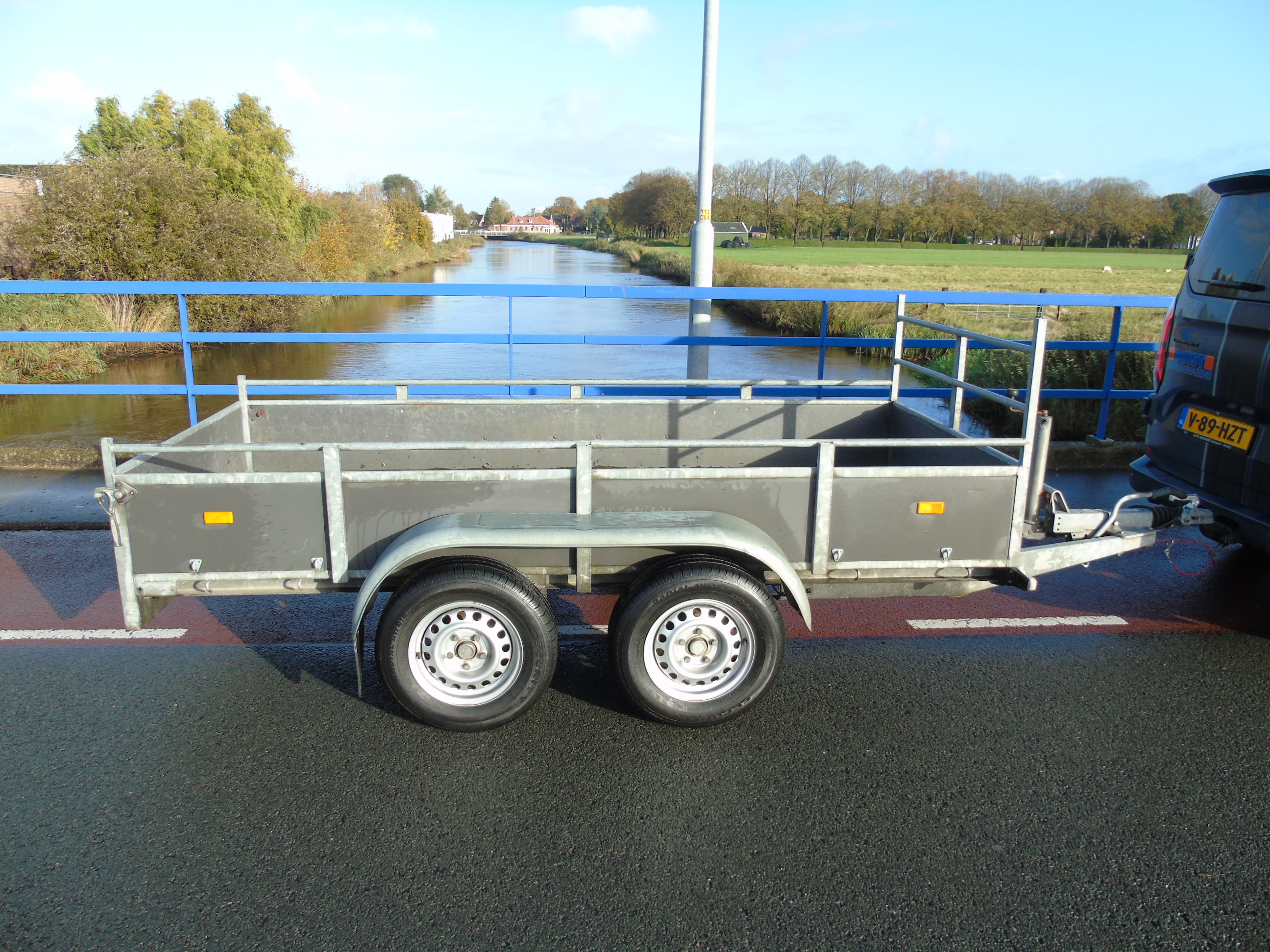 Occasion Hapert K2000 tandemasser bakwagen 300 x 130 cm 2000 kg 2008