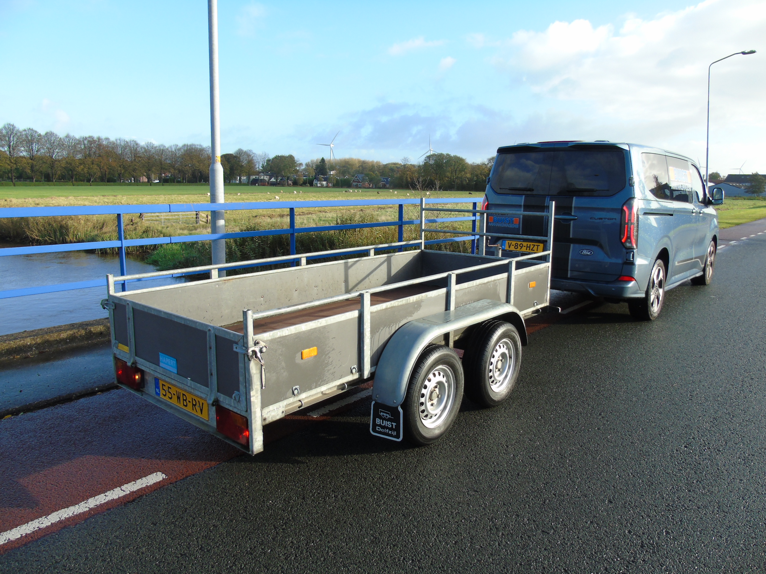 Occasion Hapert K2000 tandemasser bakwagen 300 x 130 cm 2000 kg 2008