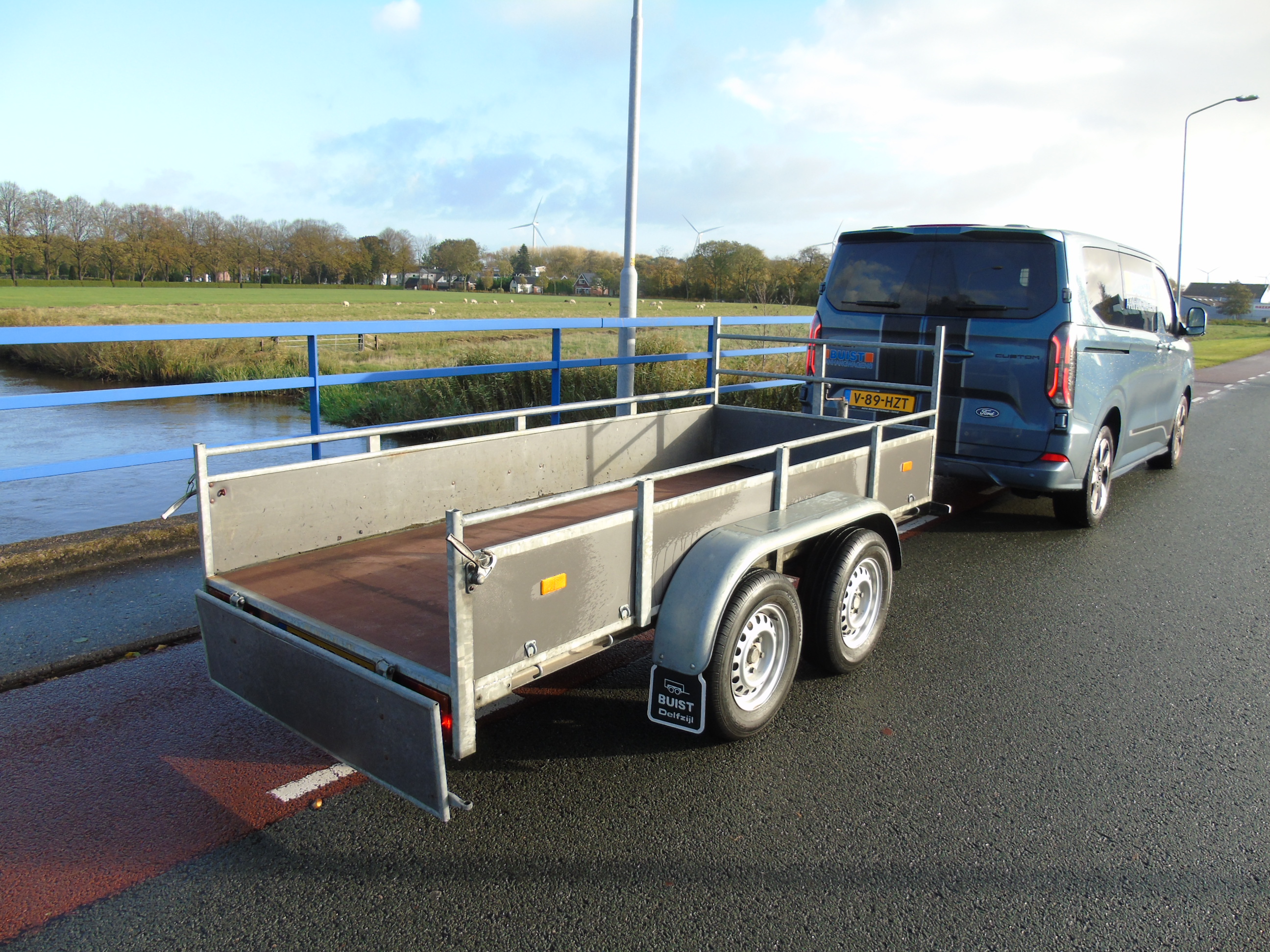 Occasion Hapert K2000 tandemasser bakwagen 300 x 130 cm 2000 kg 2008