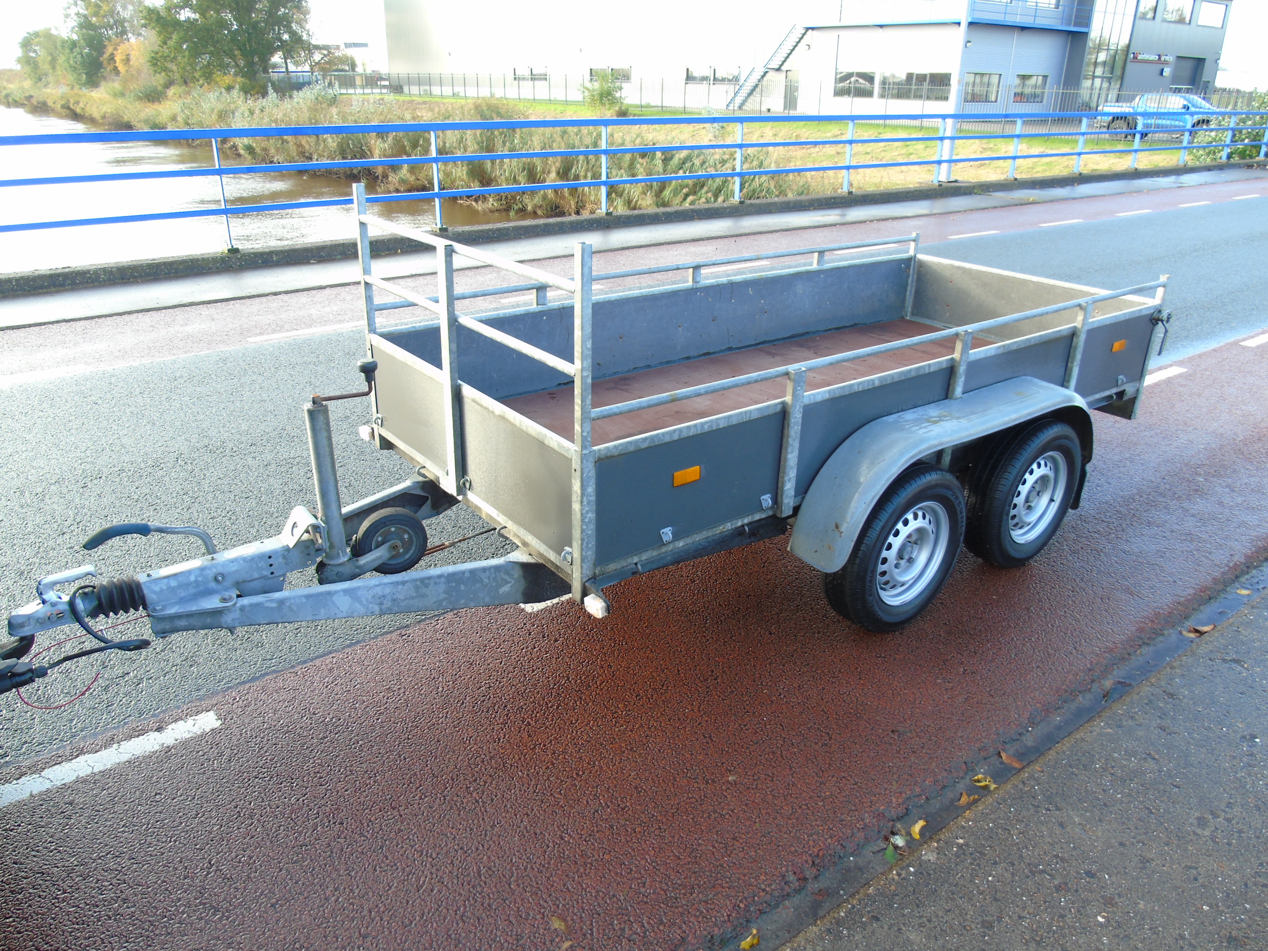 Occasion Hapert K2000 tandemasser bakwagen 300 x 130 cm 2000 kg 2008