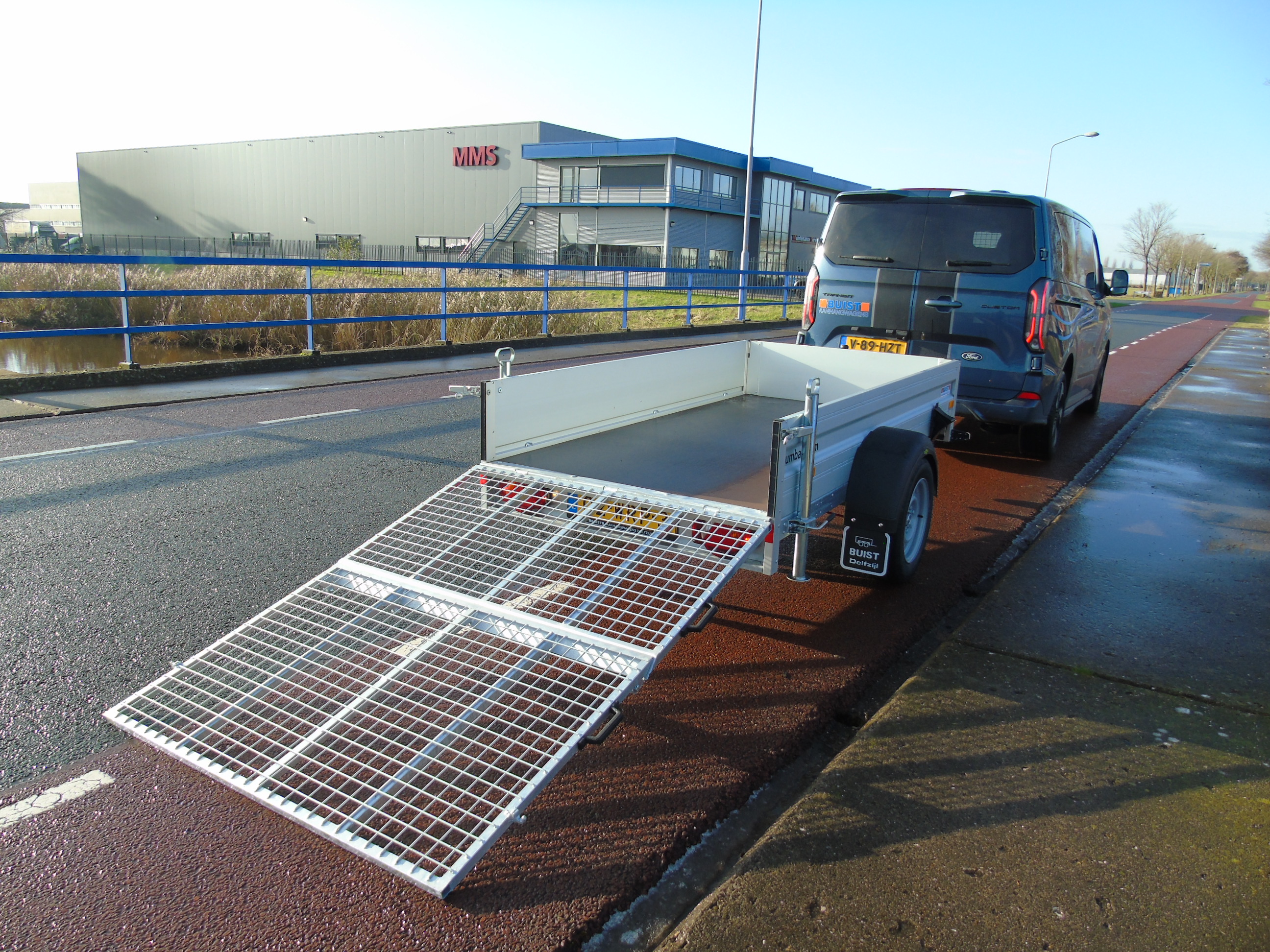 Voorraad aanhangwagen Humbaur HA 132513 ÜFW enkelasser met laadklep