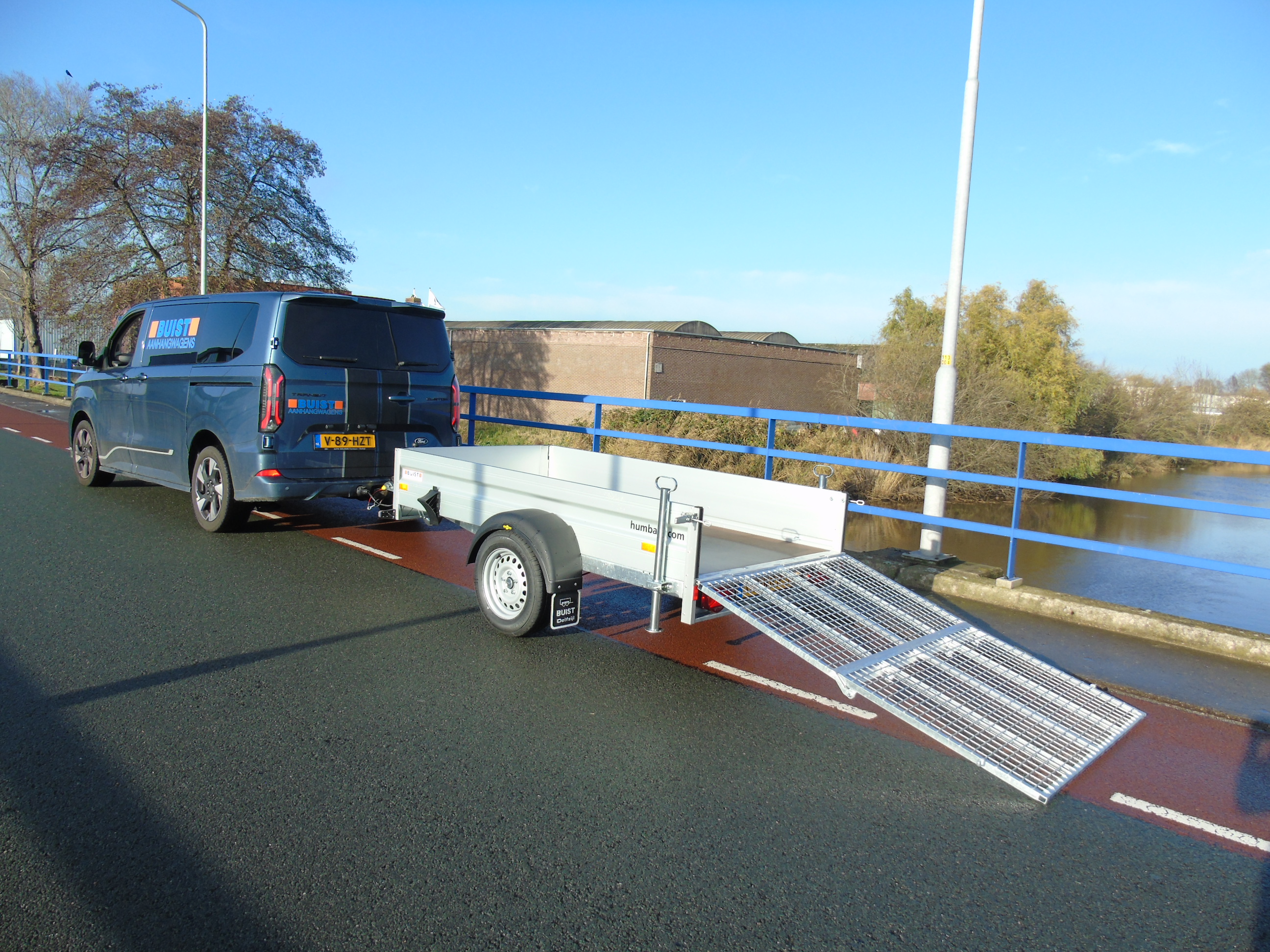 Voorraad aanhangwagen Humbaur HA 132513 ÜFW enkelasser met laadklep