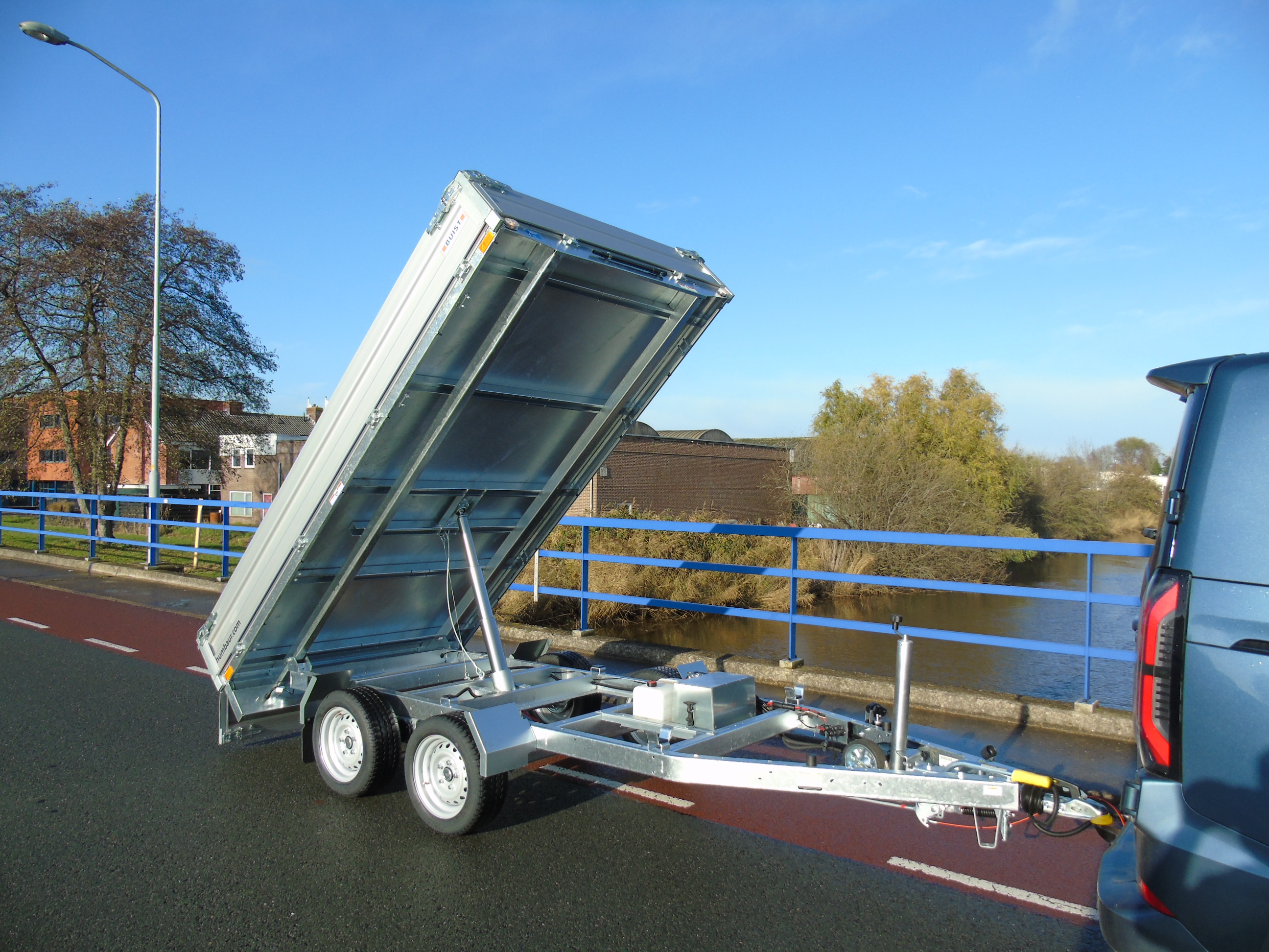 Voorraad aanhangwagen Humbaur HUK 273117 electrische kipper achterwaarts