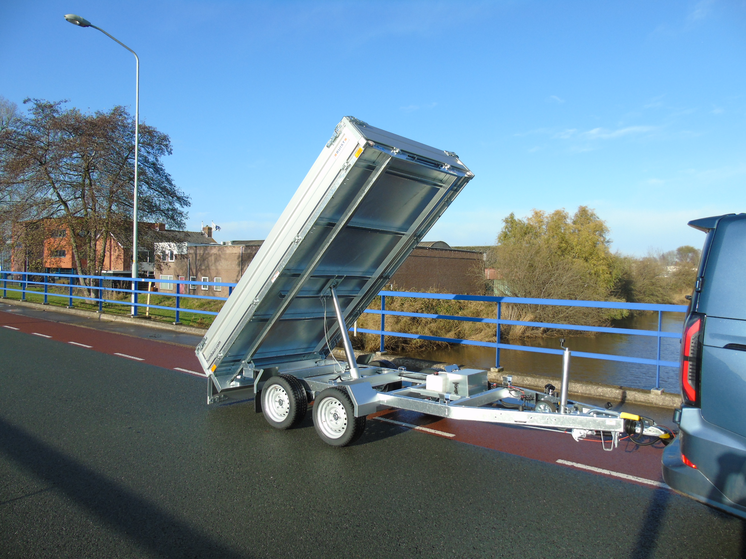 Voorraad aanhangwagen Humbaur HUK 273117 electrische kipper achterwaarts