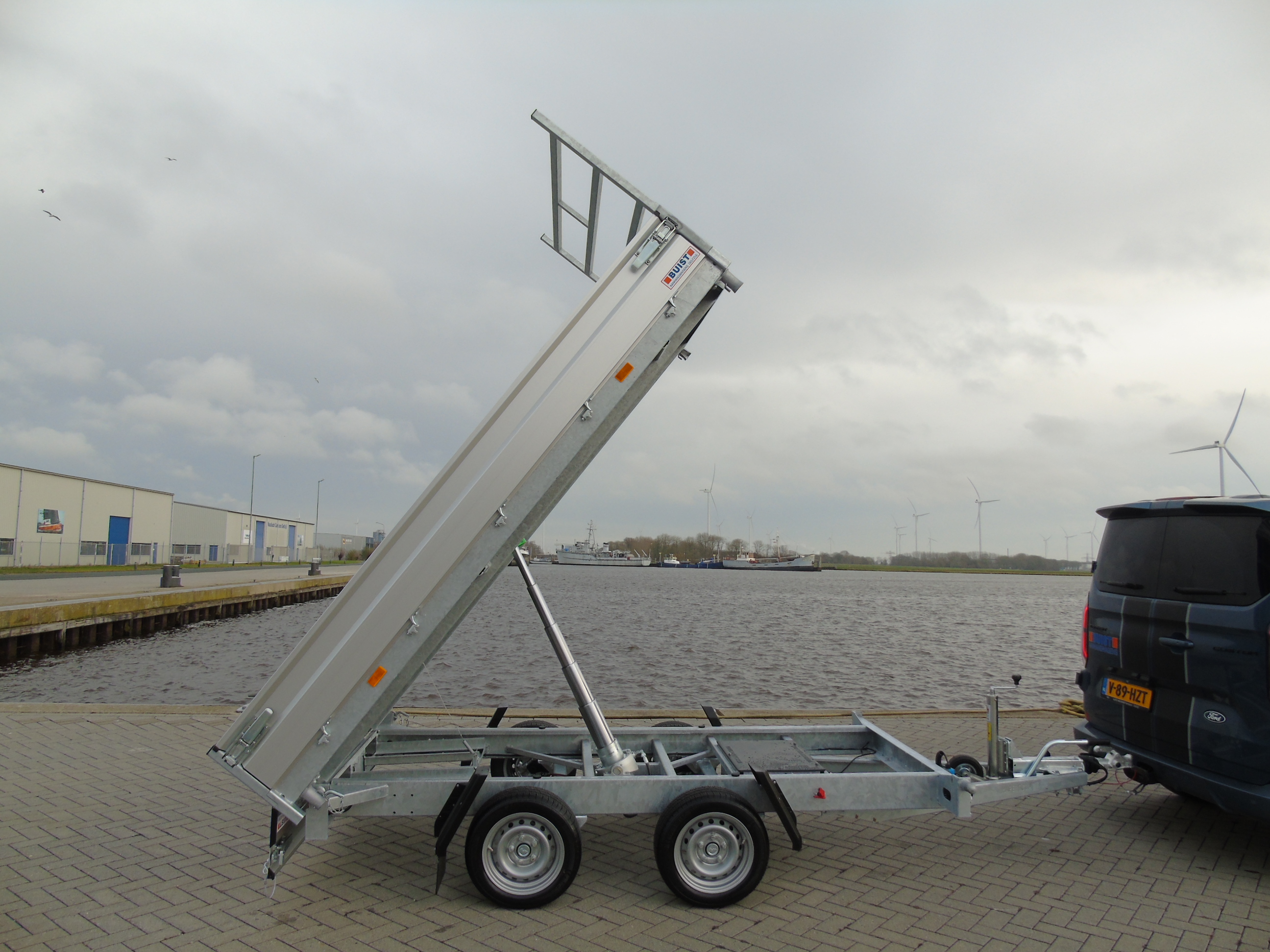 Voorraad aanhangwagen Hapert Cobalt HM-2 305 x 180 cm 2700 kg elektrisch