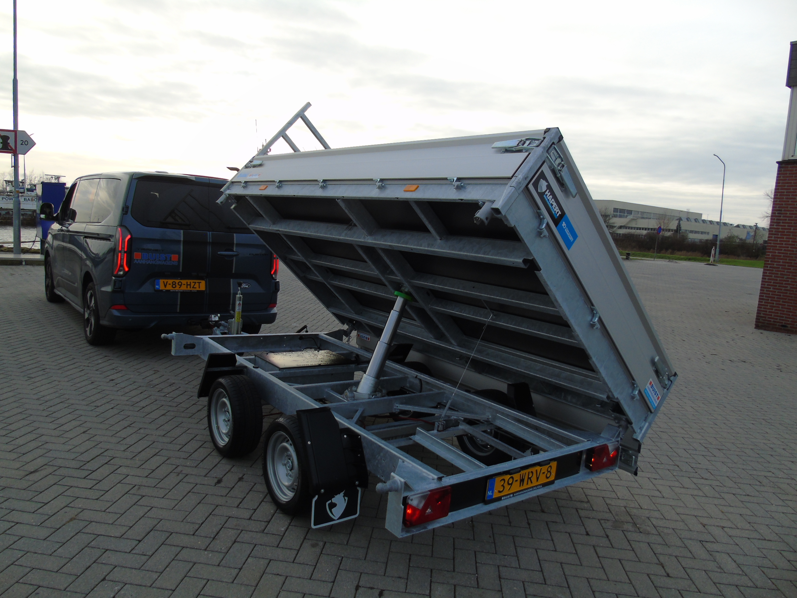 Voorraad aanhangwagen Hapert Cobalt HM-2 305 x 180 cm 2700 kg elektrisch