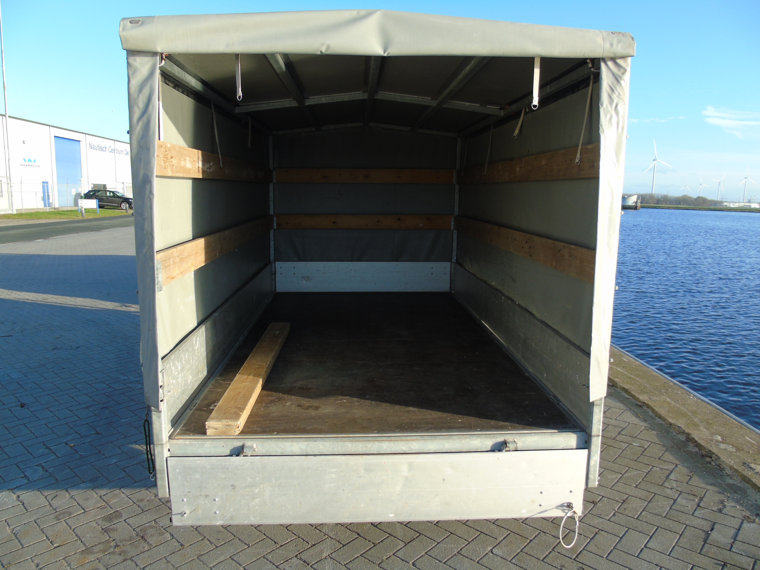 Occasion Hapert Azure H-2 met huifopbouw 335 x 180 x 150 cm 2019