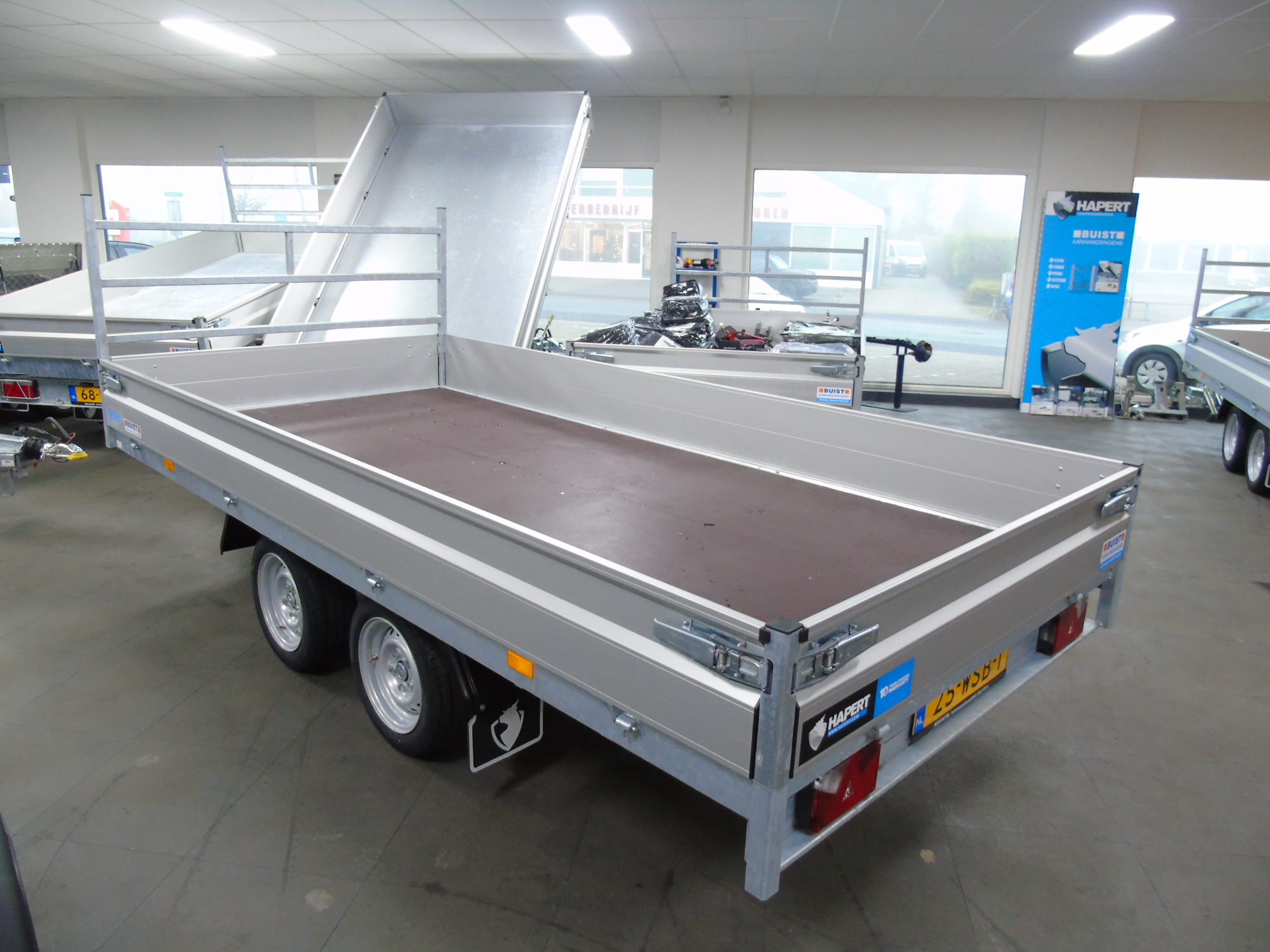 Voorraad aanhangwagen Hapert Azure H-2 375 x 180 cm 2700 kg laag chassis