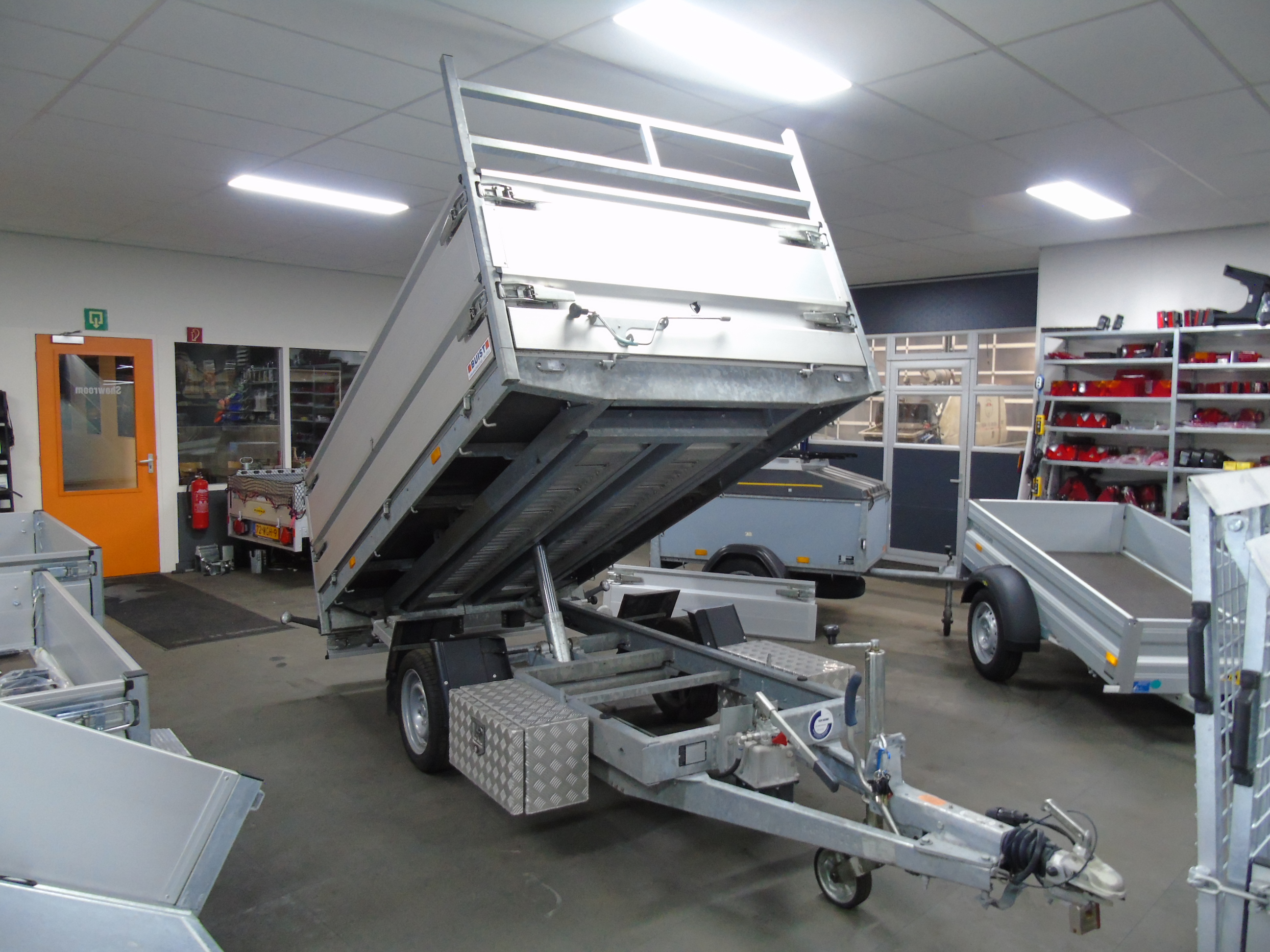 Occasion Hapert Cobalt HB-1 280 x 160 cm 1800 kg achterwaartse kipper 2024